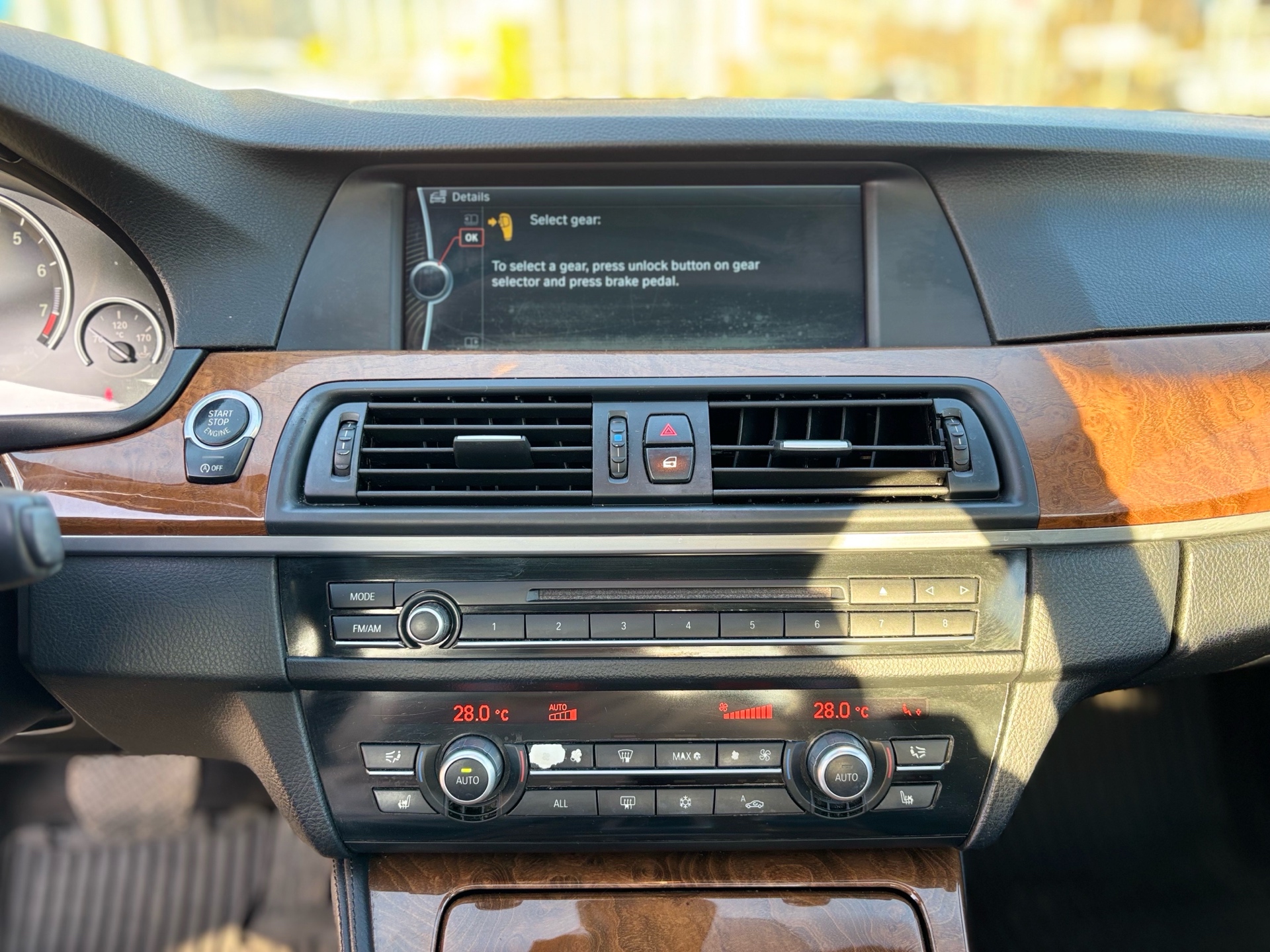 /canwestautoinc/2012-BMW-5Series-42979816525753.jpg