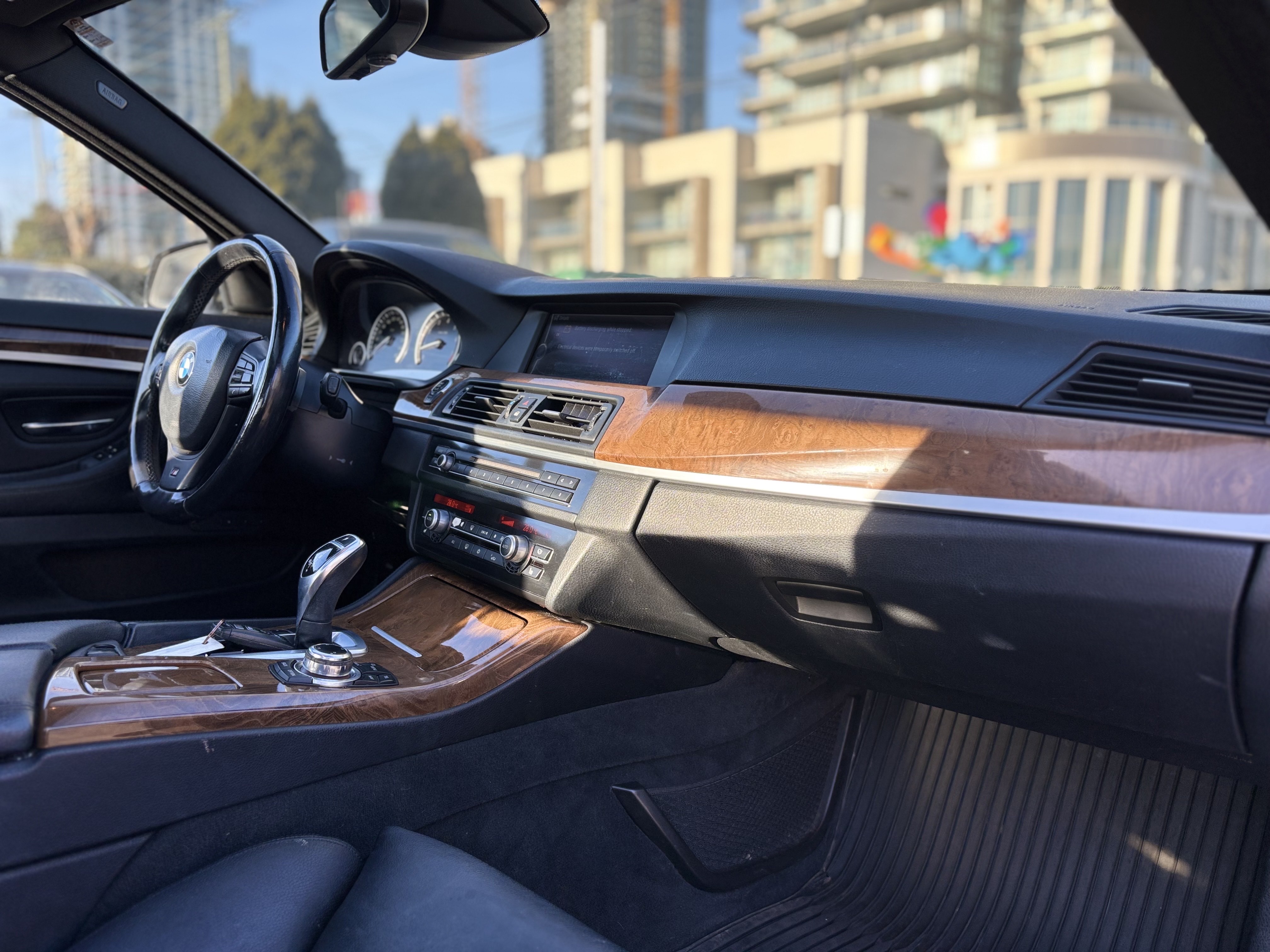 /canwestautoinc/2012-BMW-5Series-6495418057560549.jpg