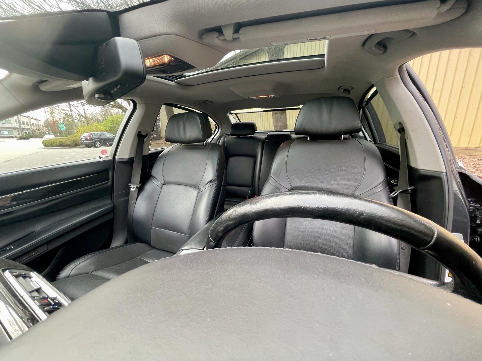 /canwestautoinc/2012-BMW-7Series-14247284448334585.jpg