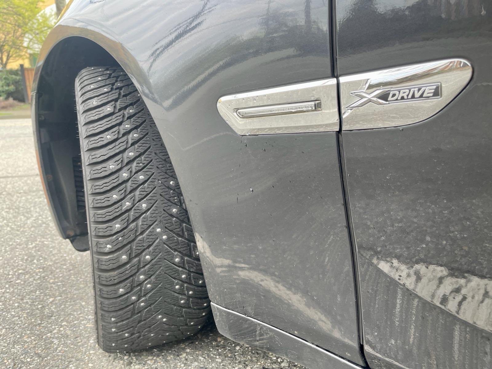 /canwestautoinc/2012-BMW-7Series-5047478776783676.jpg