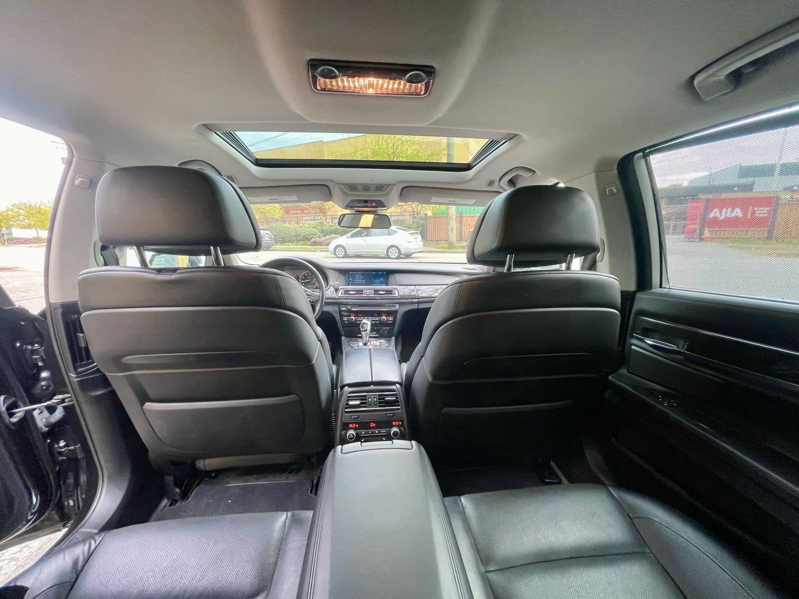/canwestautoinc/2012-BMW-7Series-6491314611781986.jpg