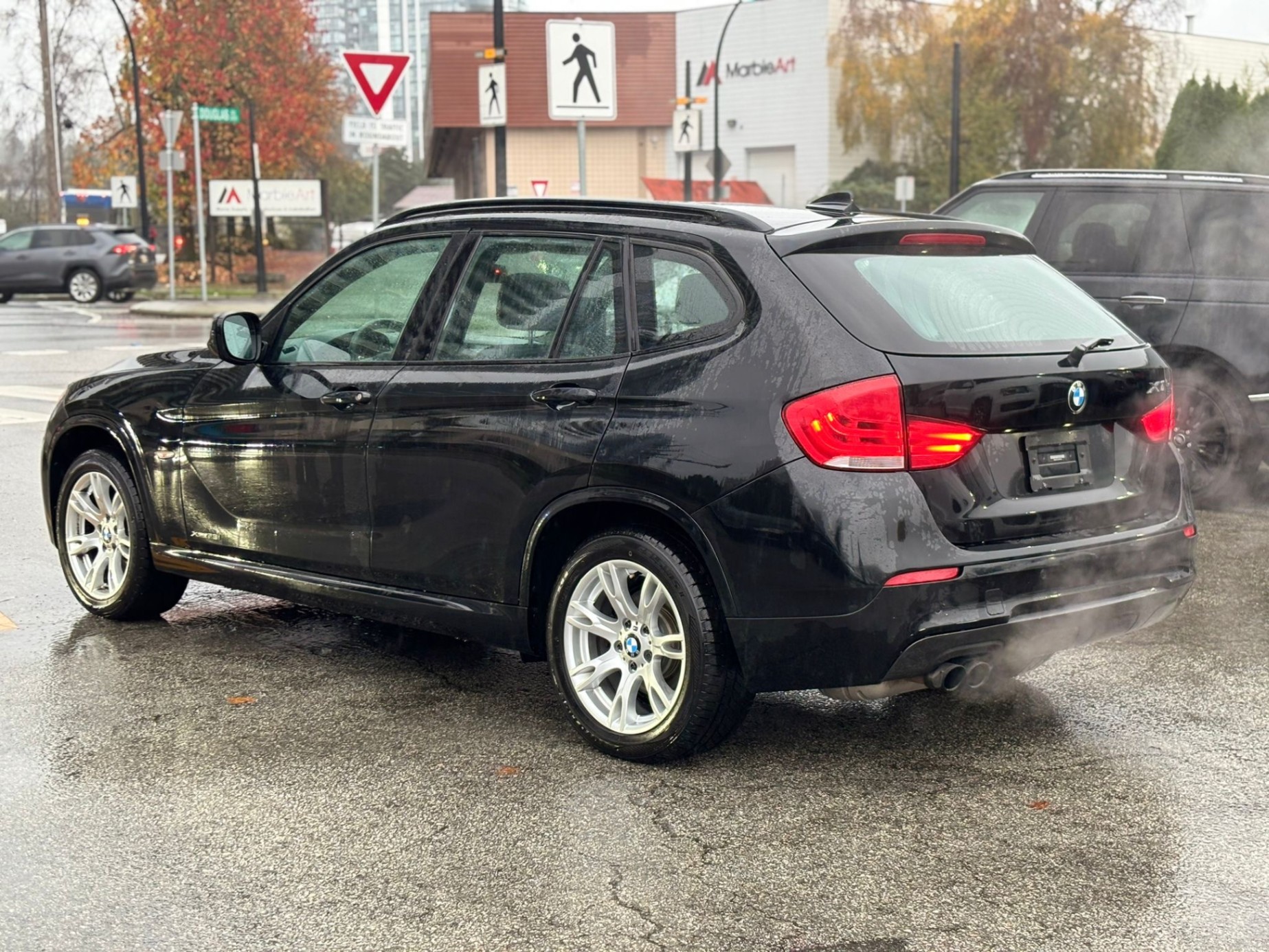 /canwestautoinc/2012-BMW-X1-21115567718543637.jpg