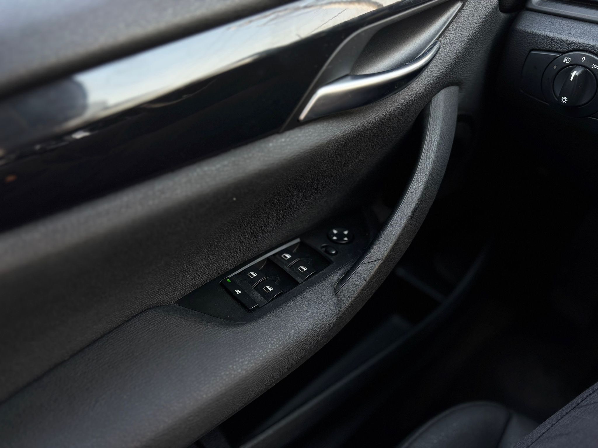 /canwestautoinc/2012-BMW-X1-46045067957293506.jpg