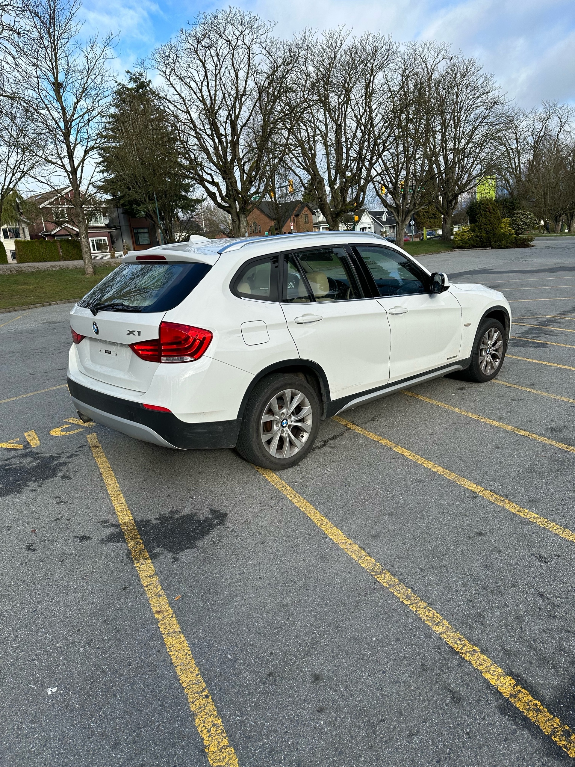 /canwestautoinc/2012-BMW-X1-7039709463255517.jpg