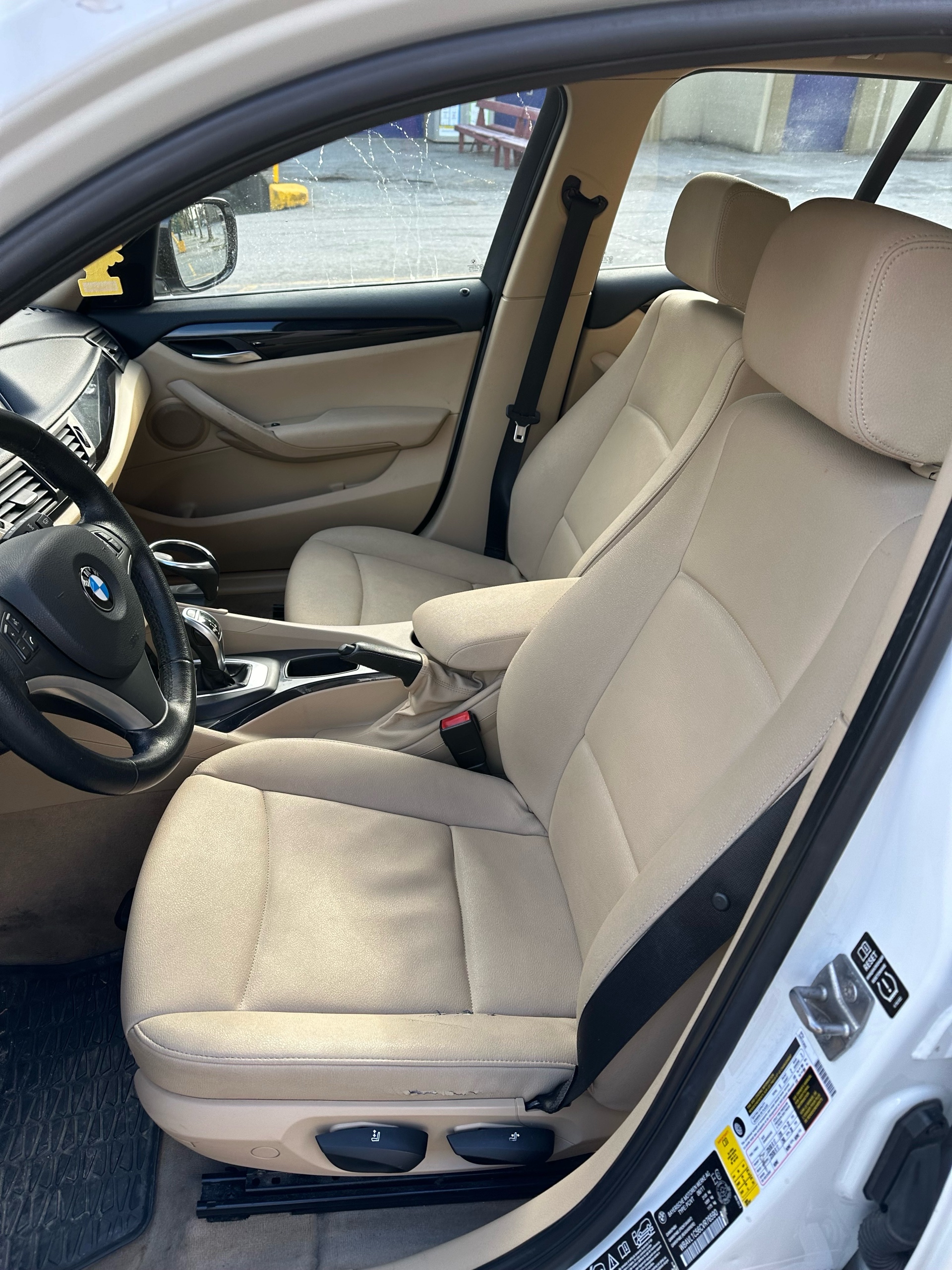/canwestautoinc/2012-BMW-X1-7261925361787742.jpg