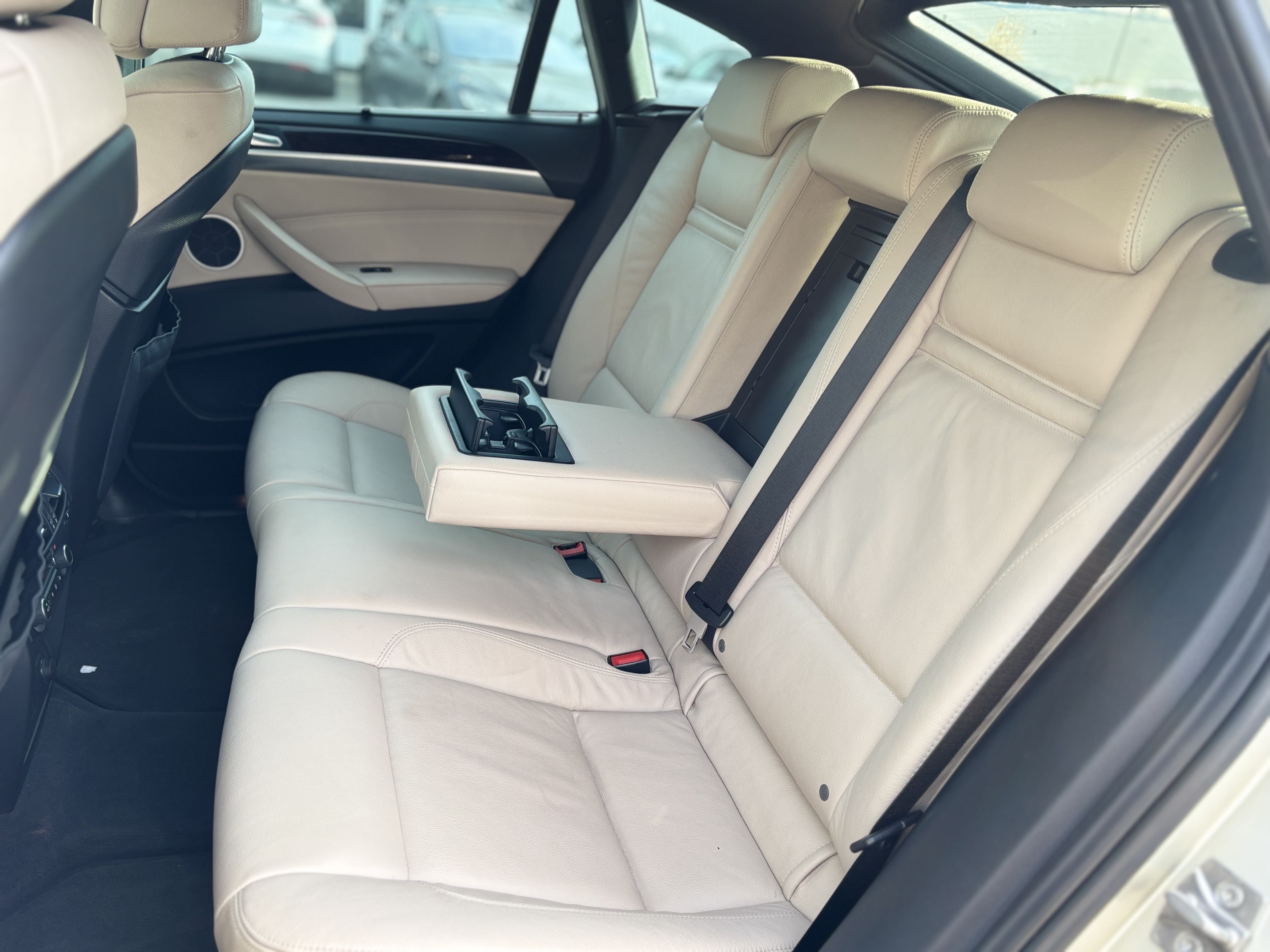 /canwestautoinc/2012-BMW-X6-17288798237662517.jpg