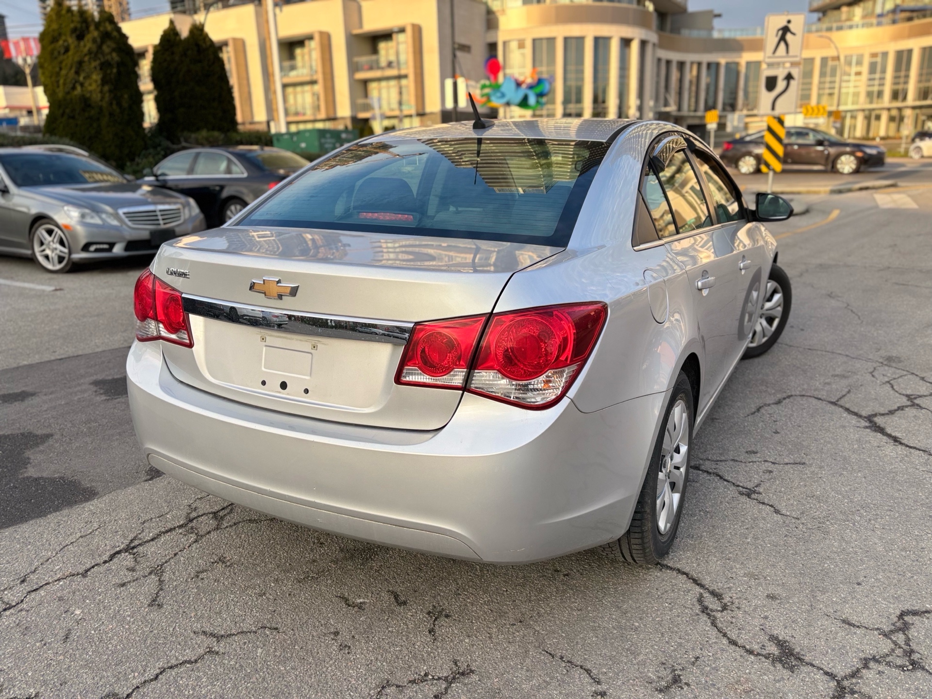 /canwestautoinc/2012-Chevrolet-Cruze-43391988232508494.jpg