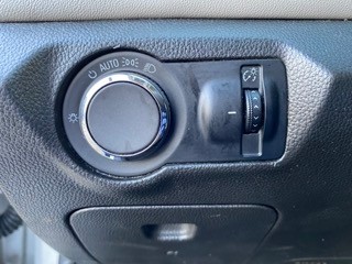 /canwestautoinc/2012-Chevrolet-Cruze-8355068433985486.jpg