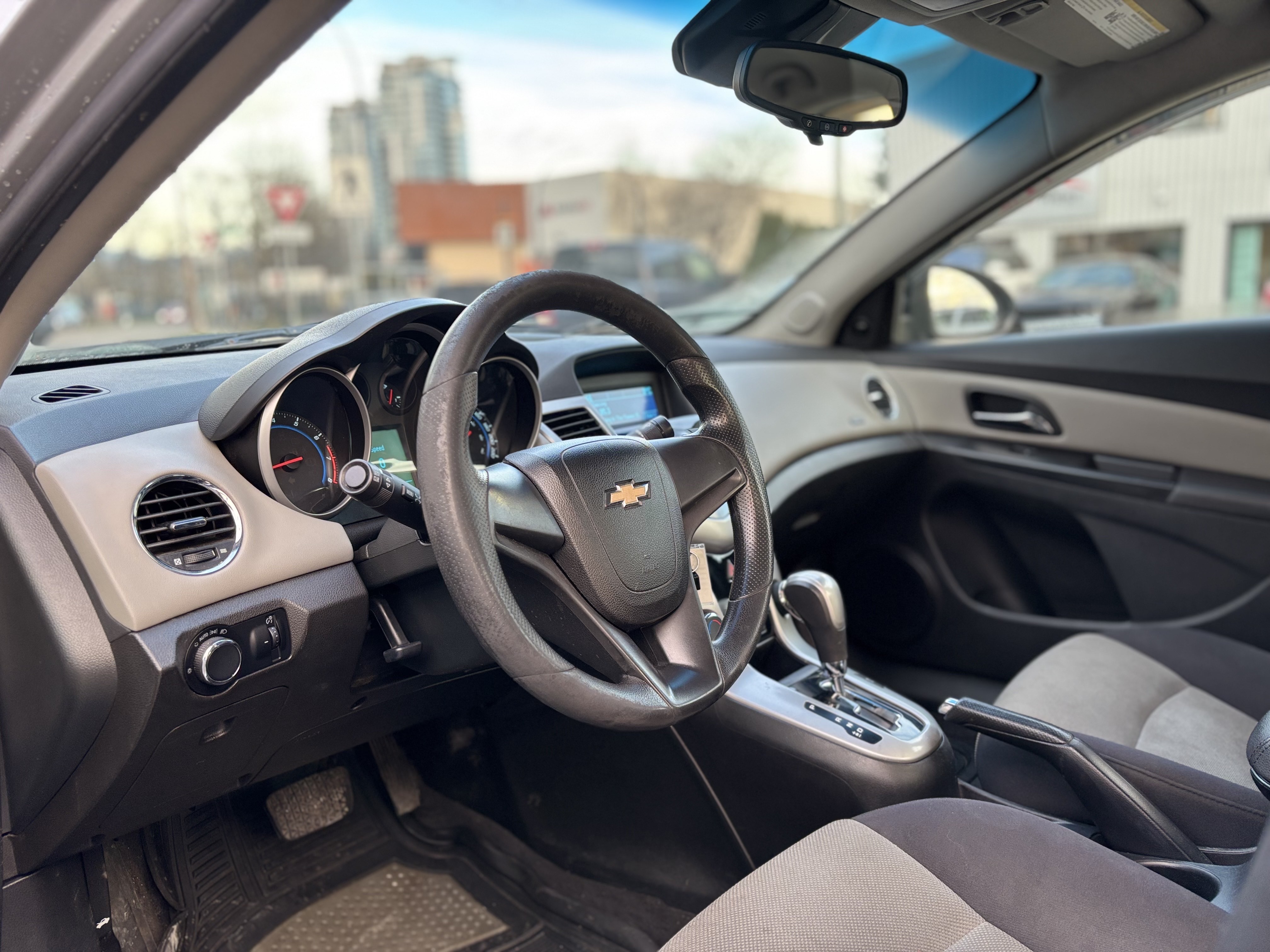 /canwestautoinc/2012-Chevrolet-Cruze-9615081651361315.jpg