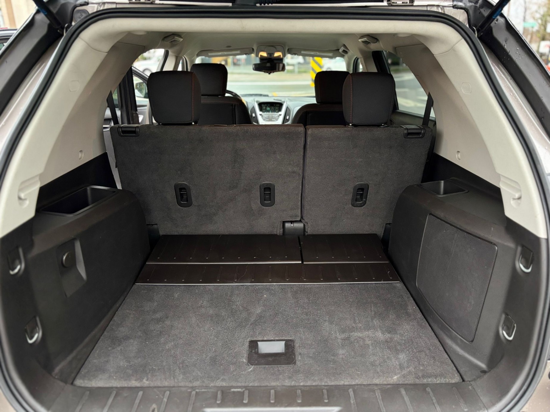 /canwestautoinc/2012-Chevrolet-Equinox-6013198575688172.jpg