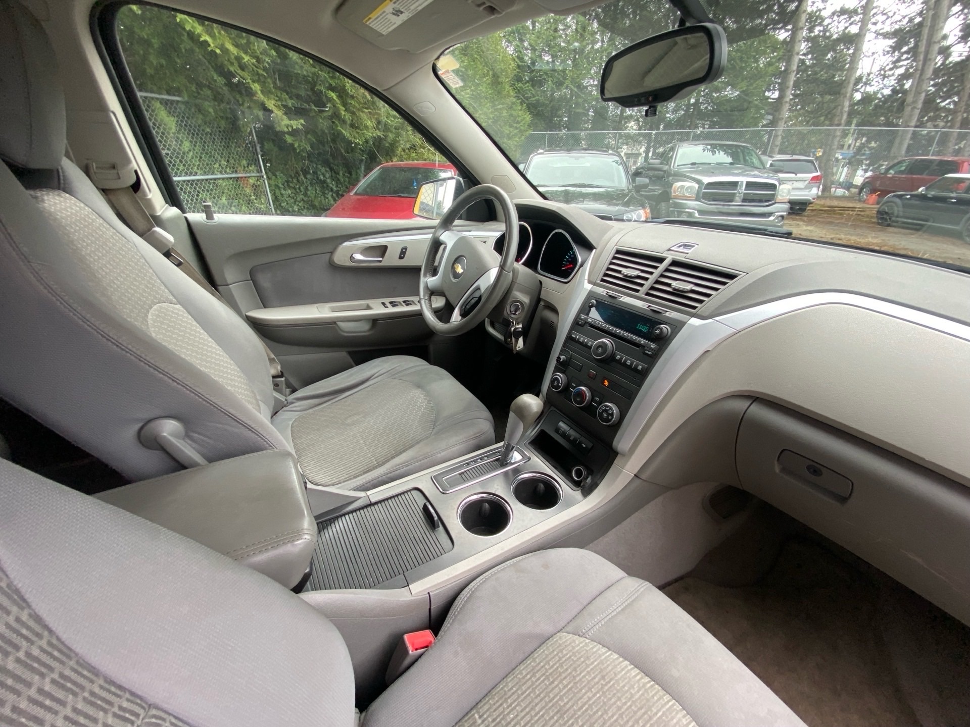 /canwestautoinc/2012-Chevrolet-Traverse-49828945129408875.jpg