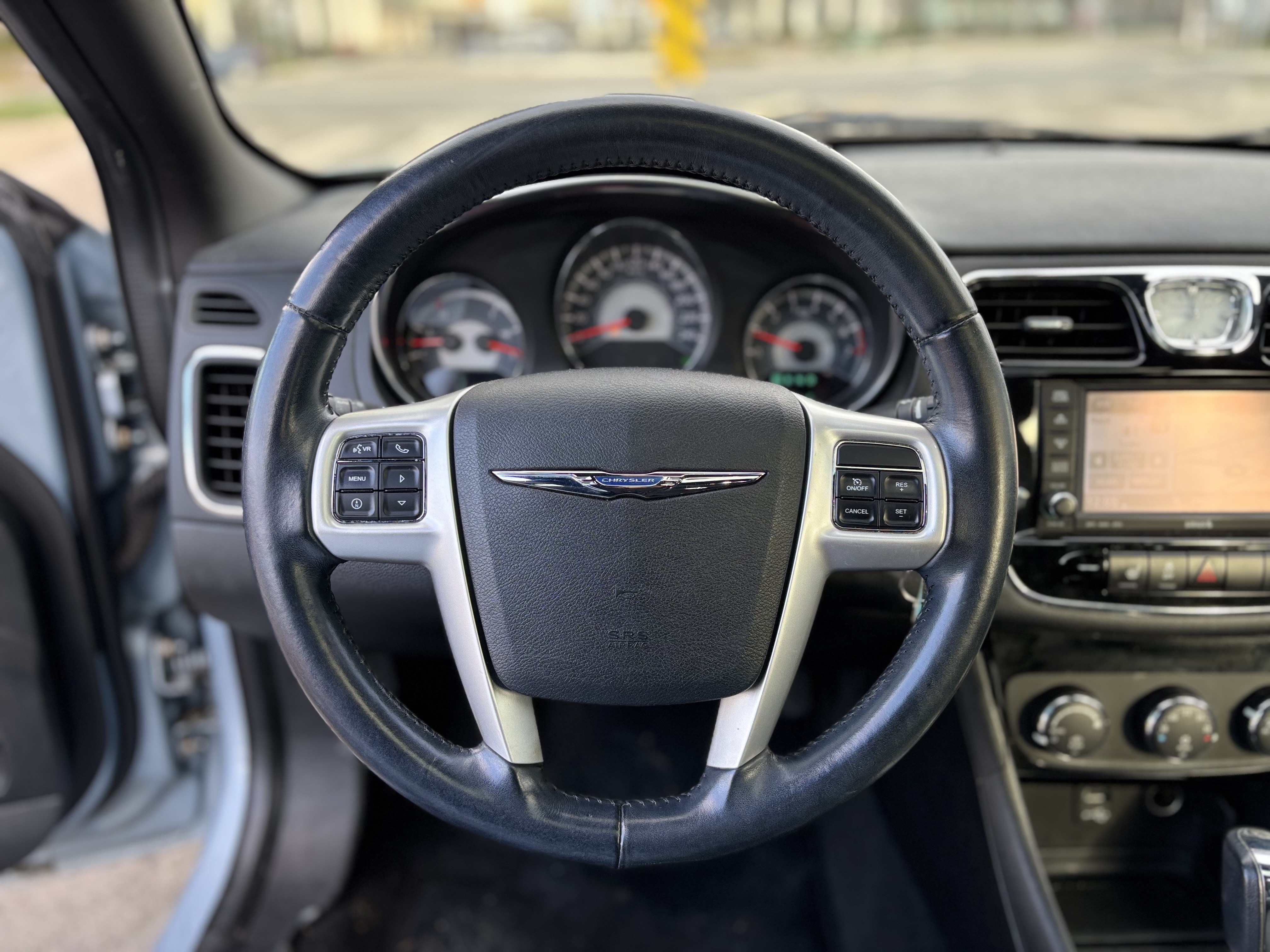 /canwestautoinc/2012-Chrysler-200-07565216919836071.jpg