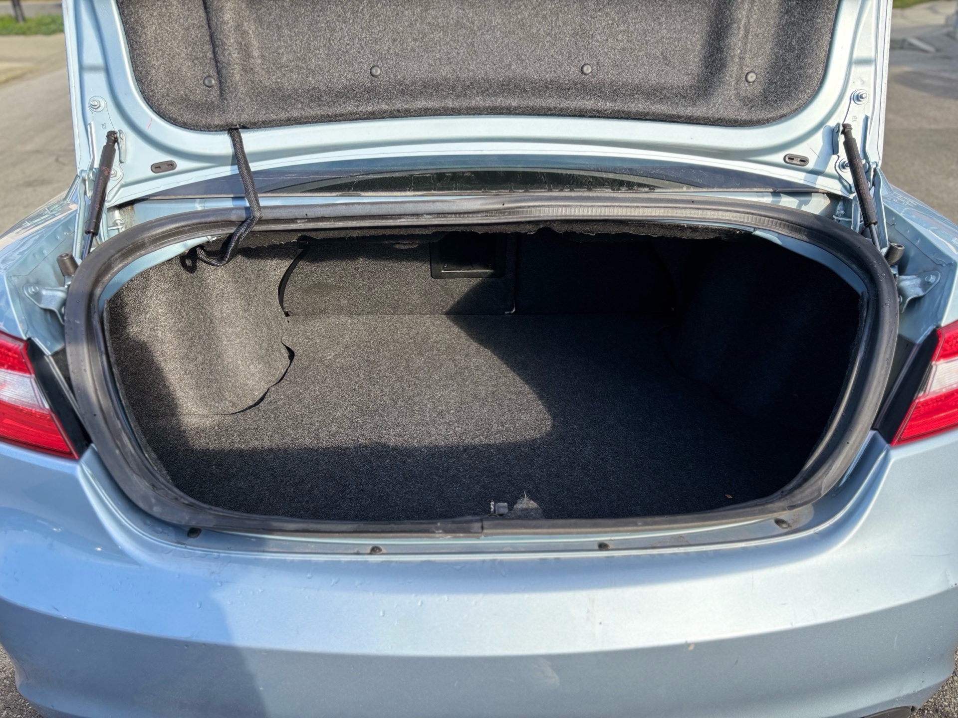 /canwestautoinc/2012-Chrysler-200-6965954832951955.jpg