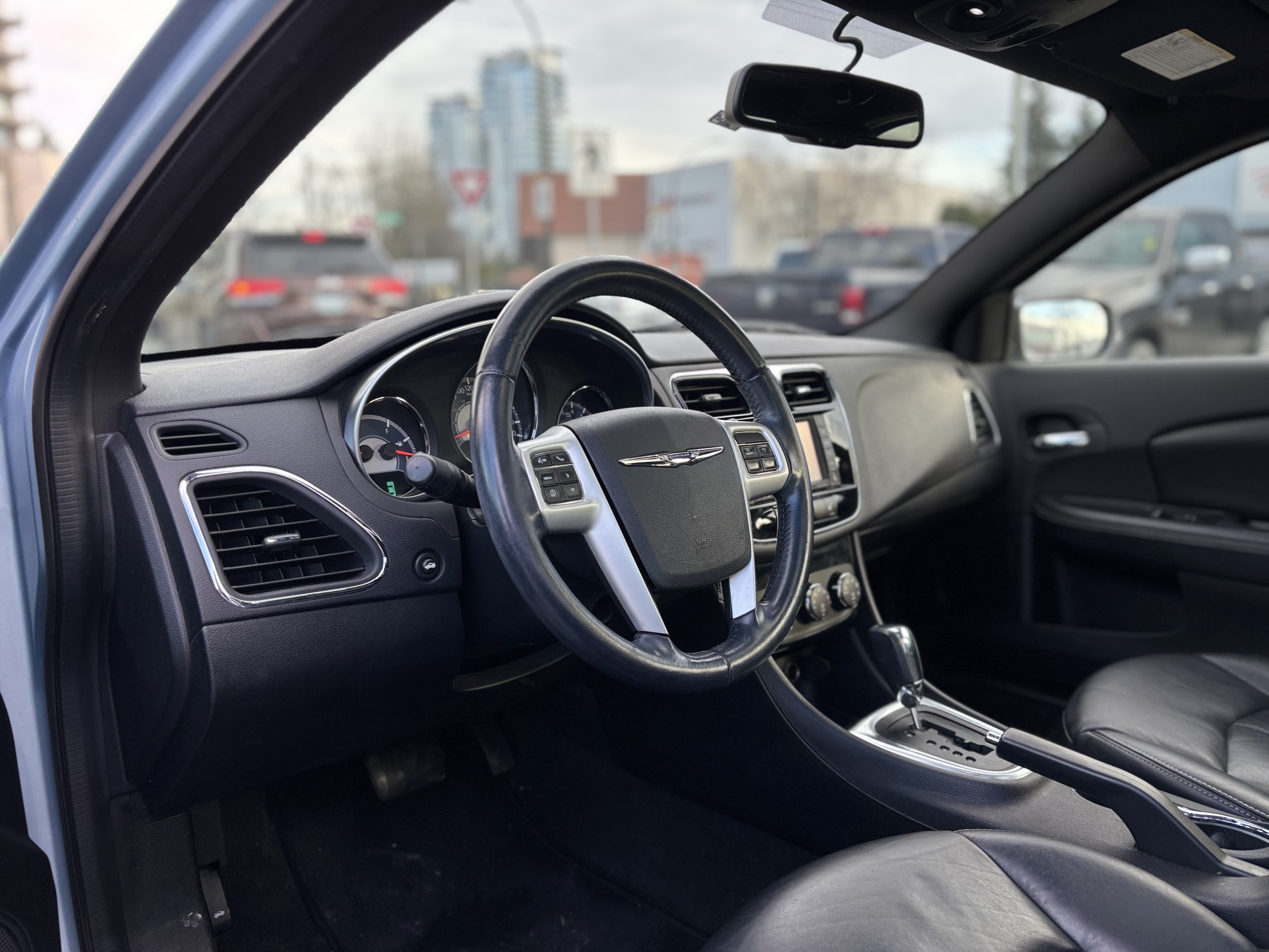 /canwestautoinc/2012-Chrysler-200-9224935841509336.jpg