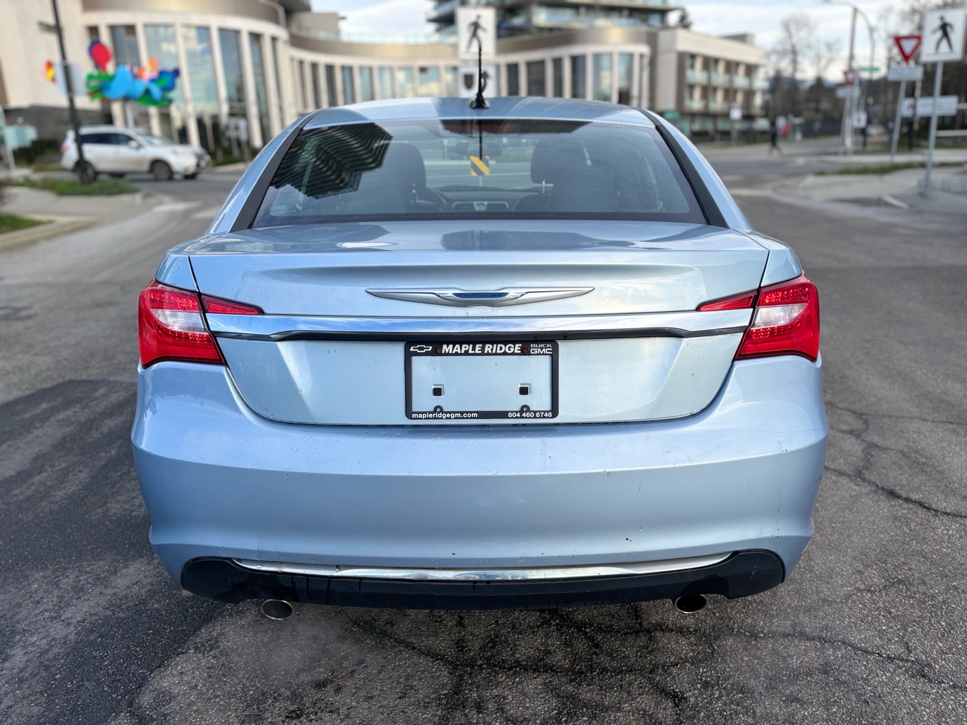 /canwestautoinc/2012-Chrysler-200-9843156411843228.jpg