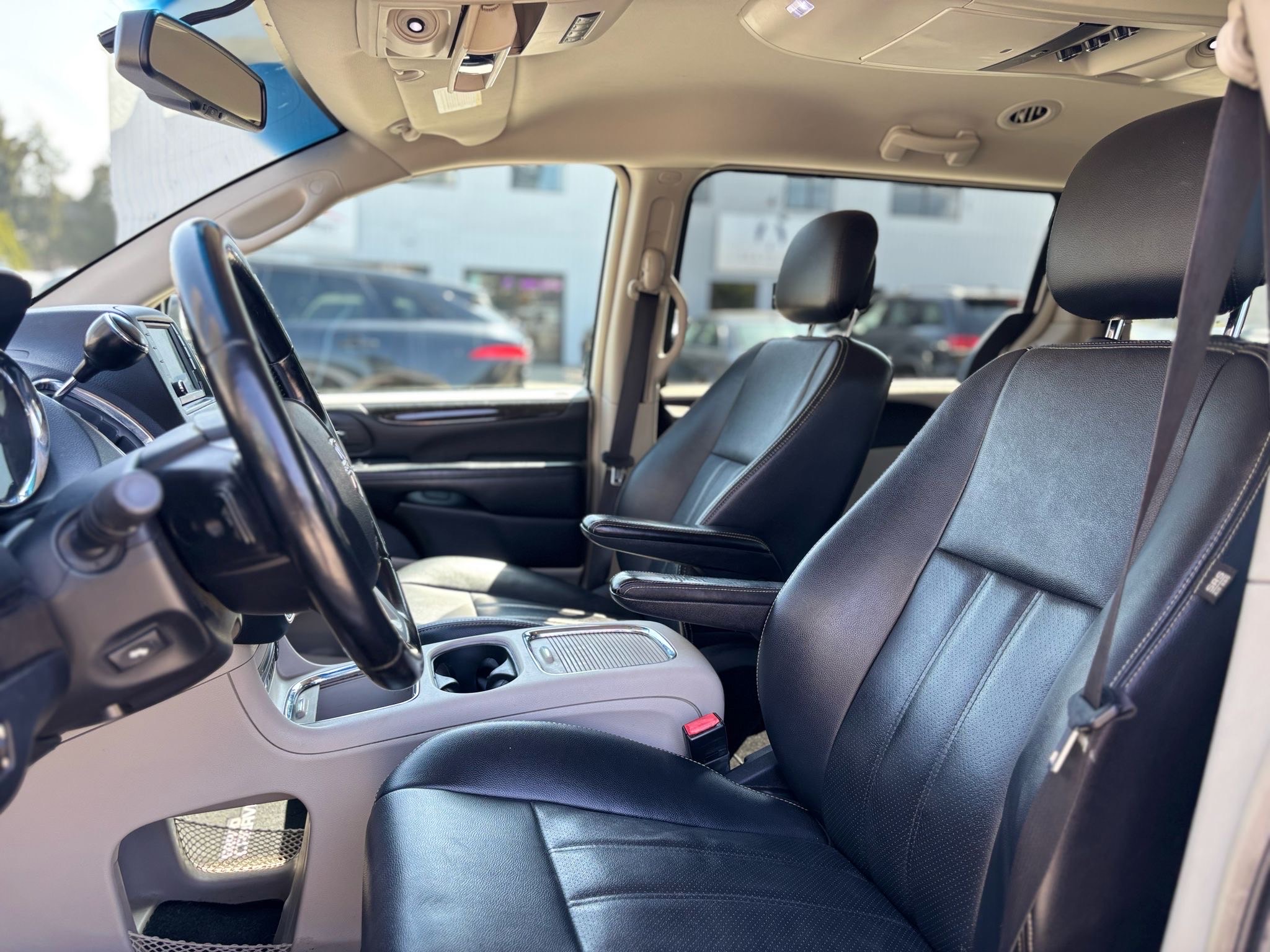 /canwestautoinc/2012-Dodge-GrandCaravan-28434697346751303.jpg