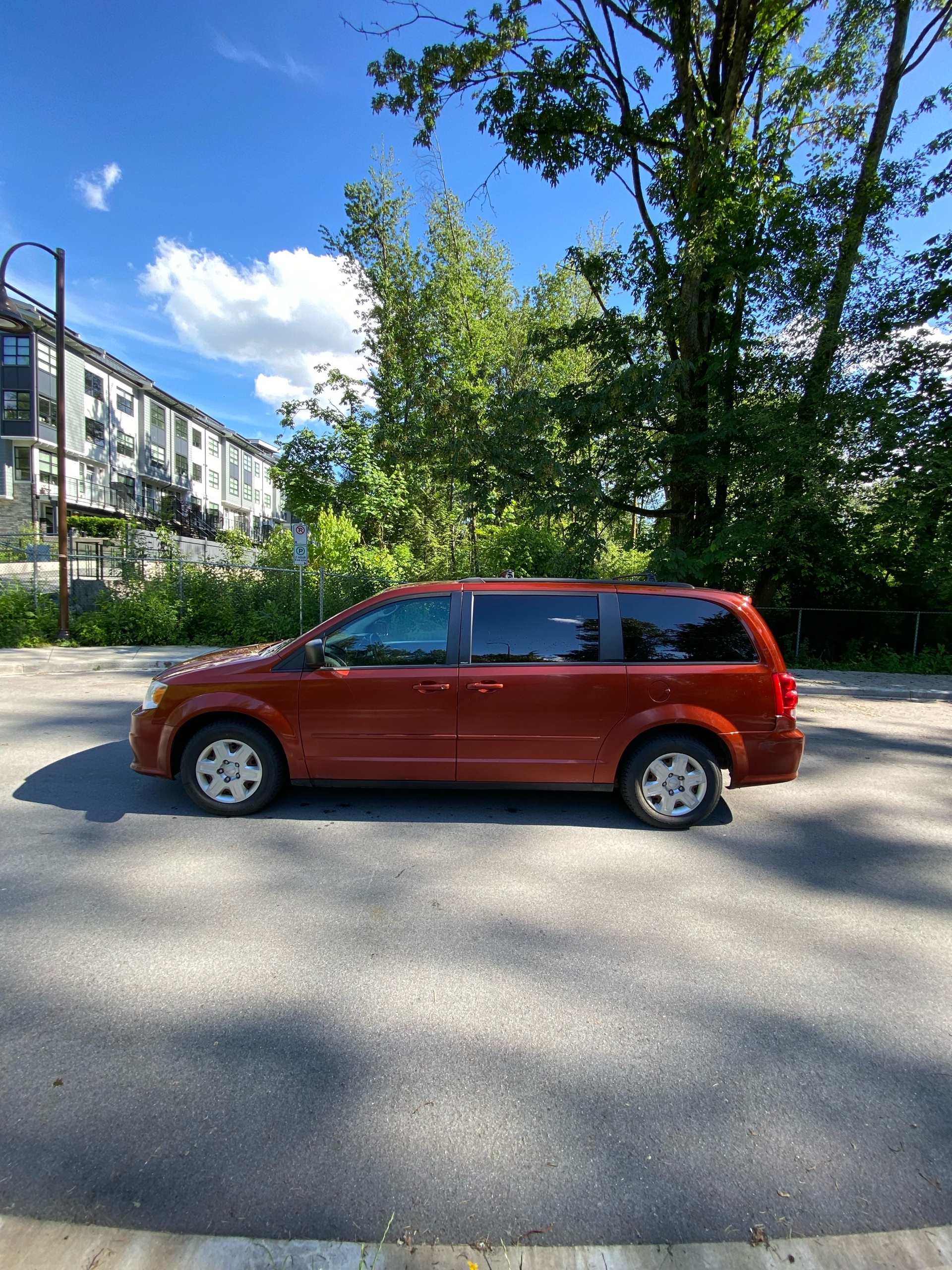 /canwestautoinc/2012-Dodge-GrandCaravan-5695286778773636.jpg