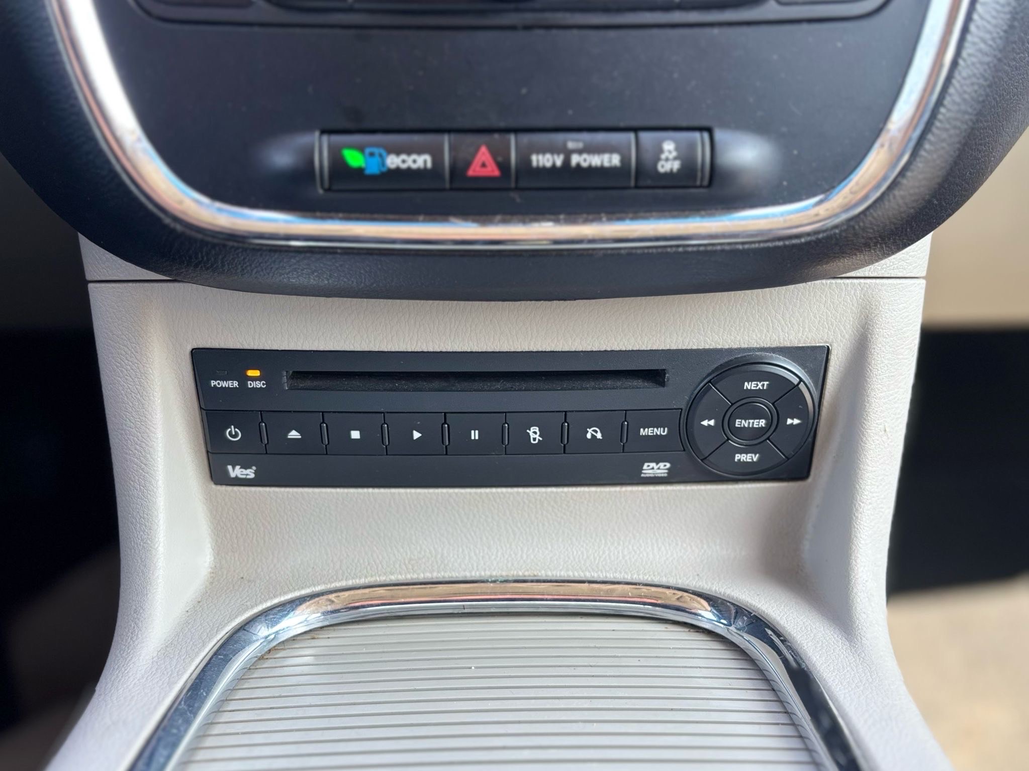 /canwestautoinc/2012-Dodge-GrandCaravan-6029266778915505.jpg