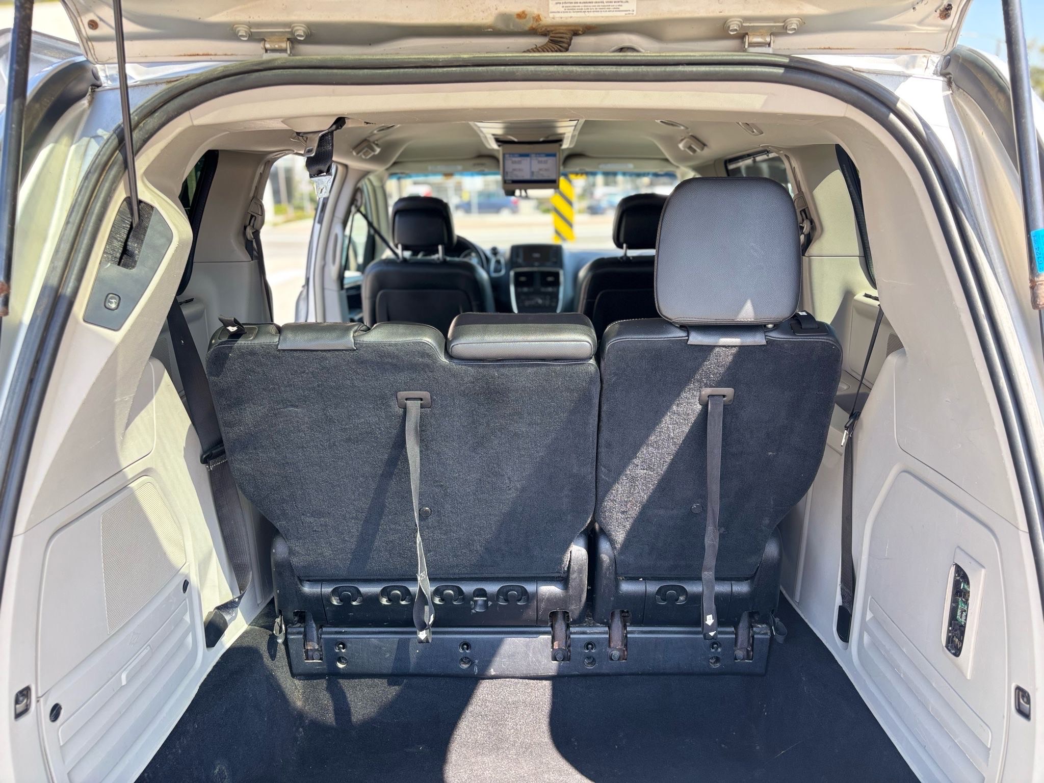 /canwestautoinc/2012-Dodge-GrandCaravan-9773994352528776.jpg