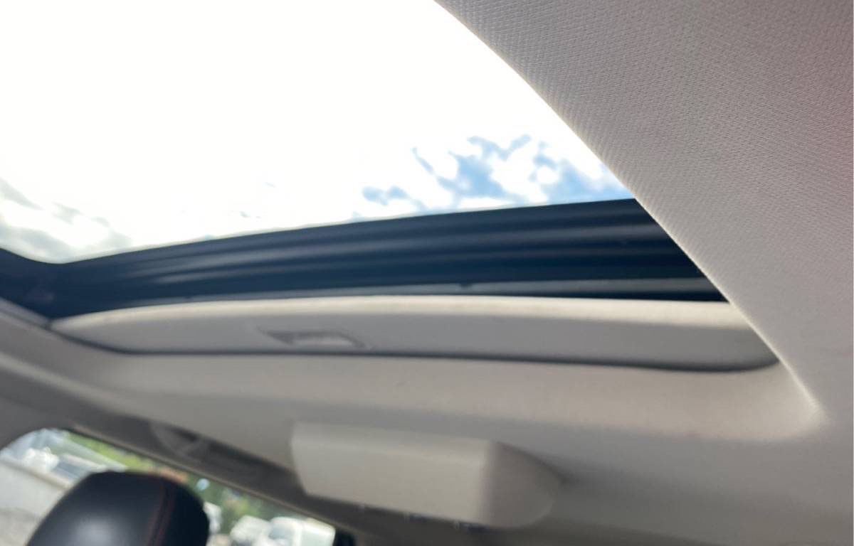 /canwestautoinc/2012-Dodge-Journey-11741591061942191.jpg