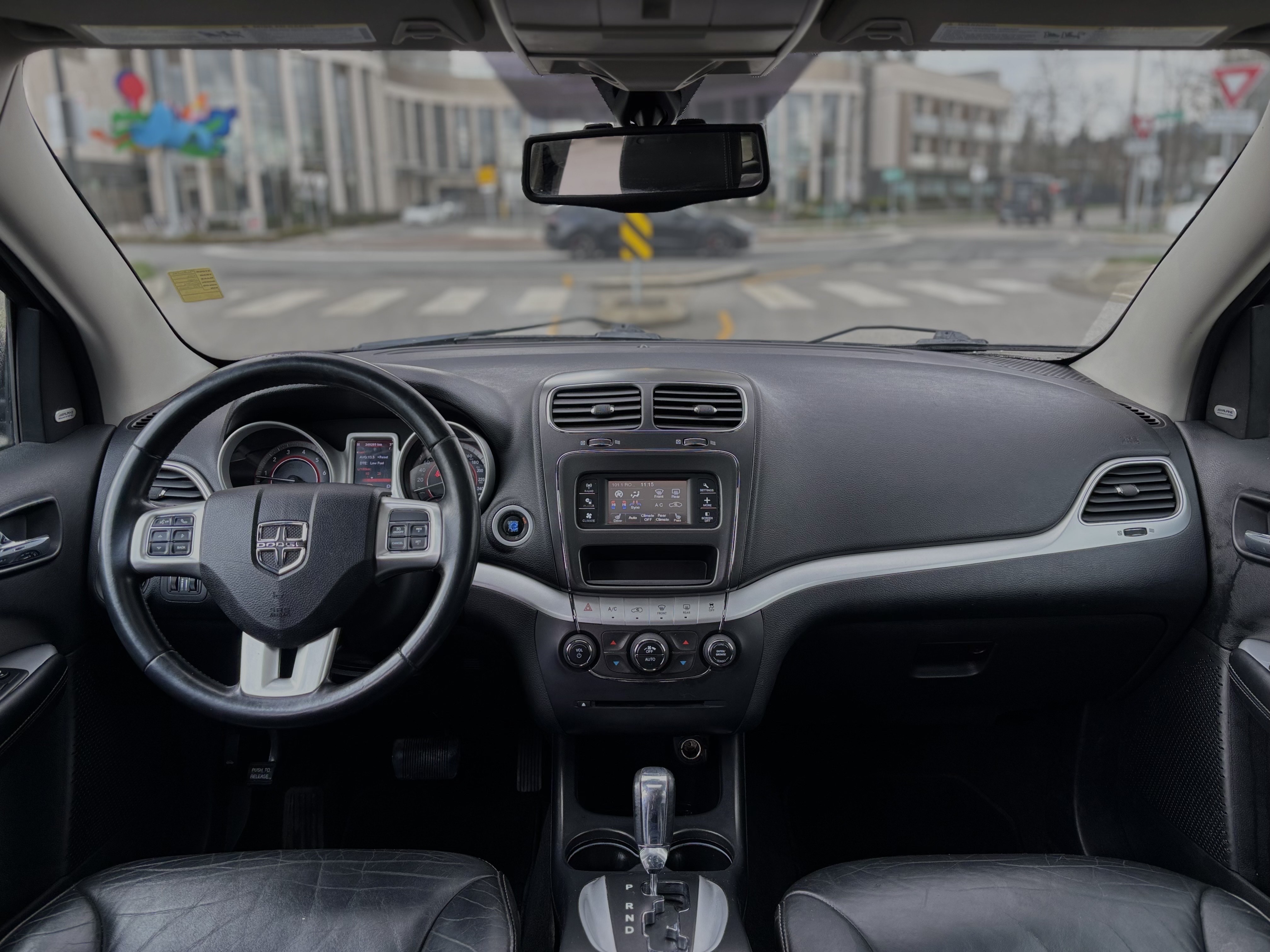 /canwestautoinc/2012-Dodge-Journey-15402475349171807.jpg
