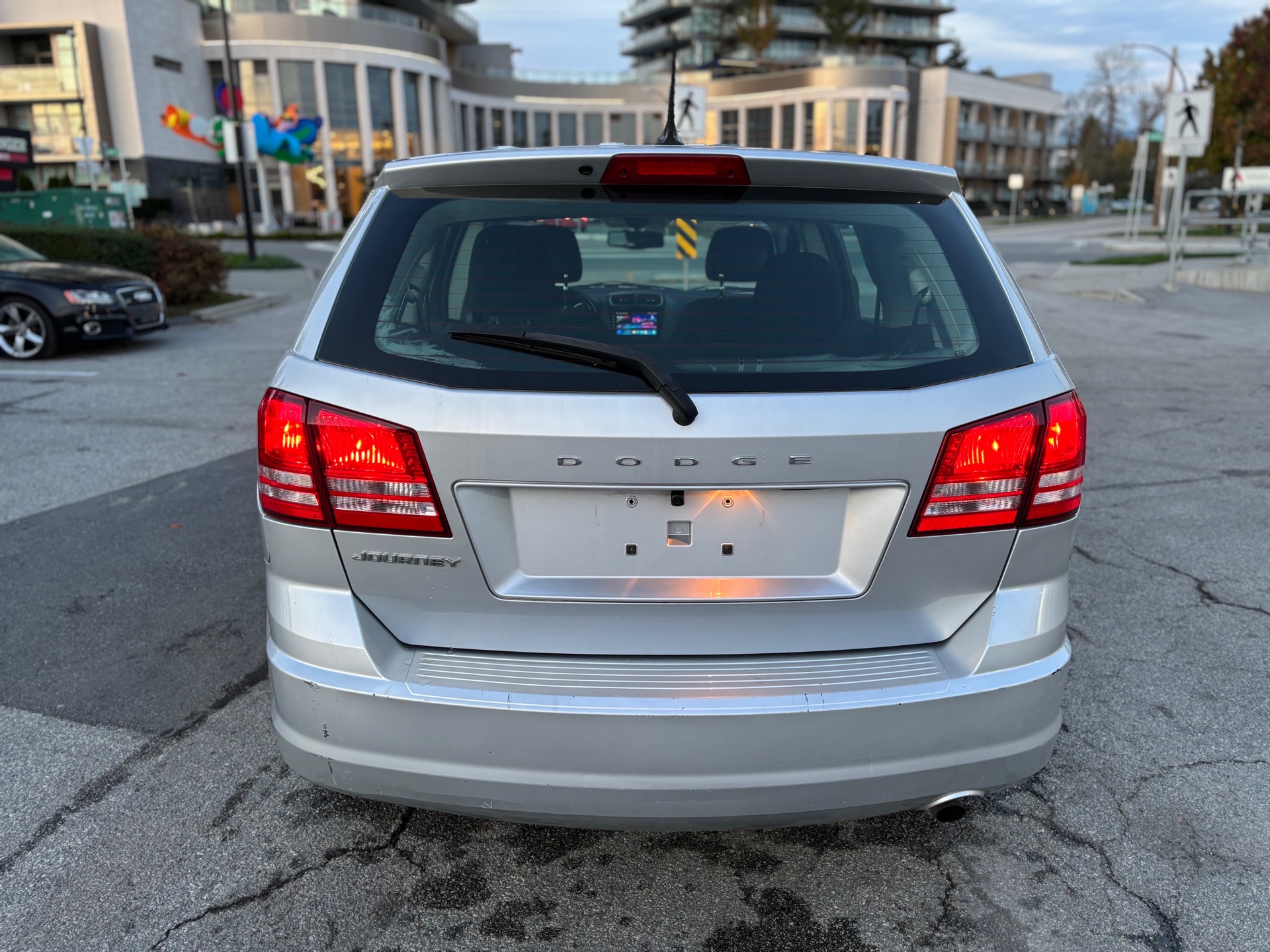 /canwestautoinc/2012-Dodge-Journey-268652303650736.jpg