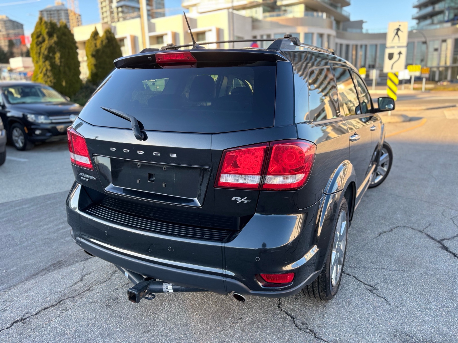 /canwestautoinc/2012-Dodge-Journey-48403467637474984.jpg