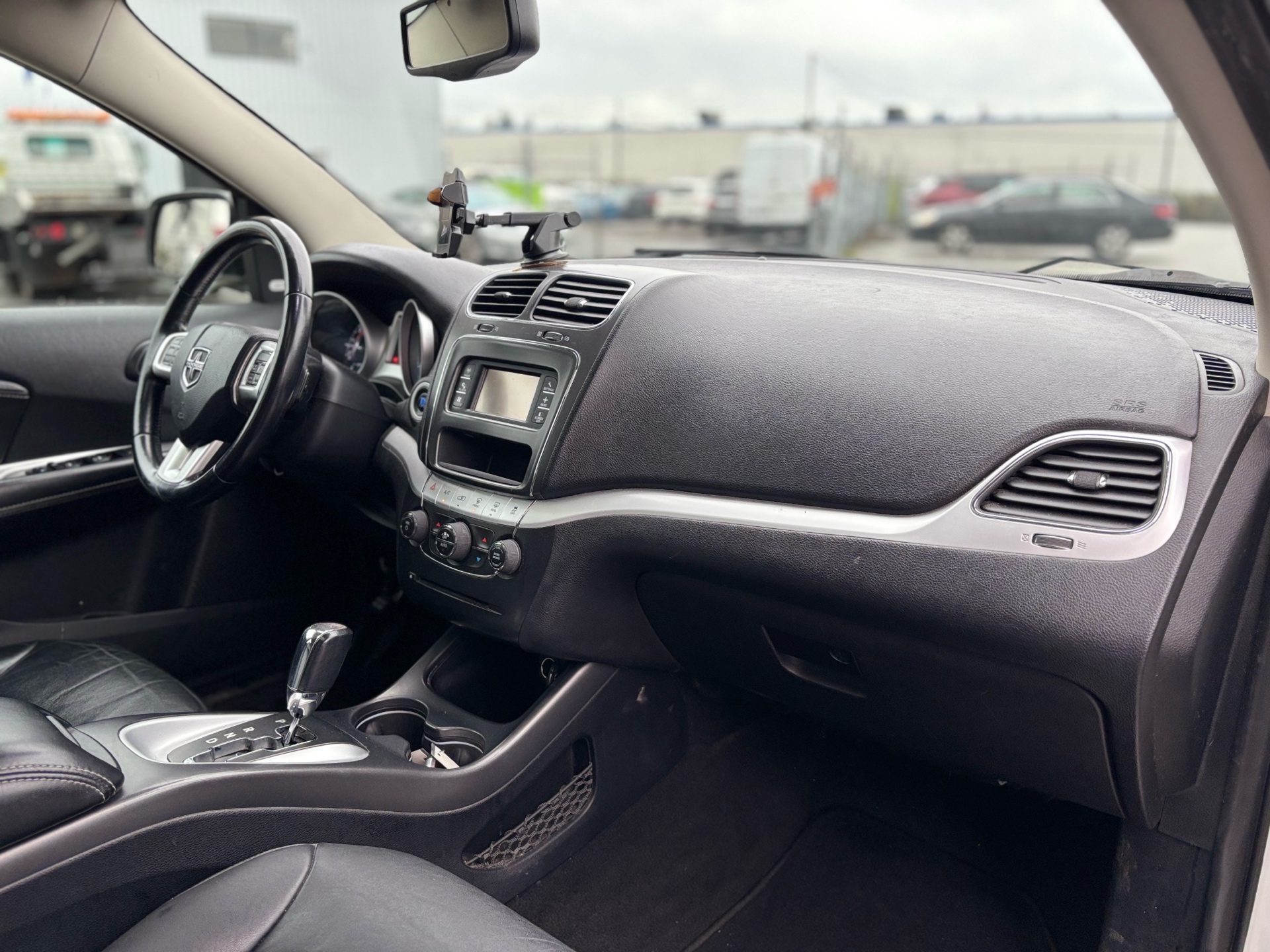 /canwestautoinc/2012-Dodge-Journey-9894778292073783.jpg