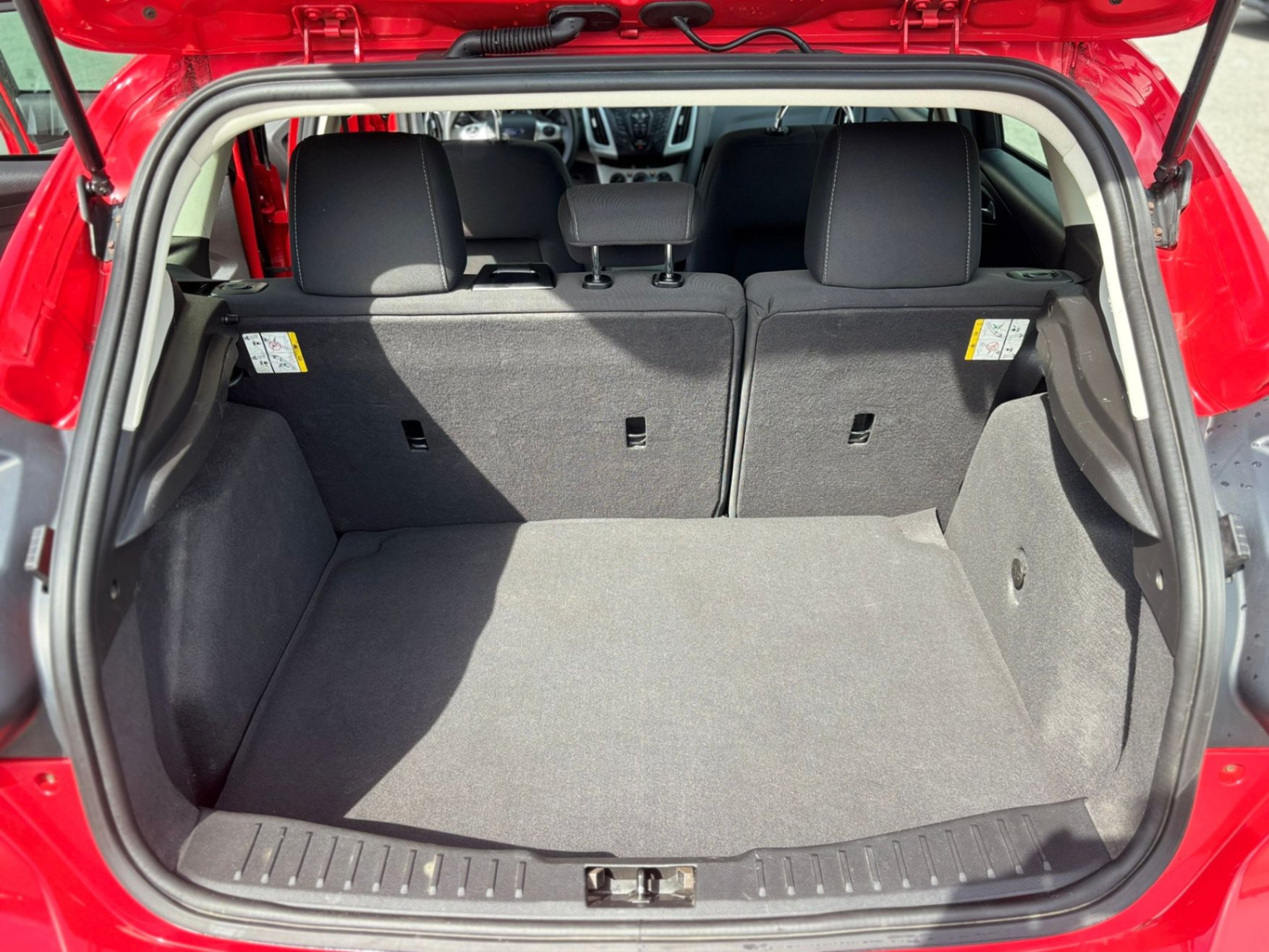 /canwestautoinc/2012-Ford-Focus-166879272604181.jpg