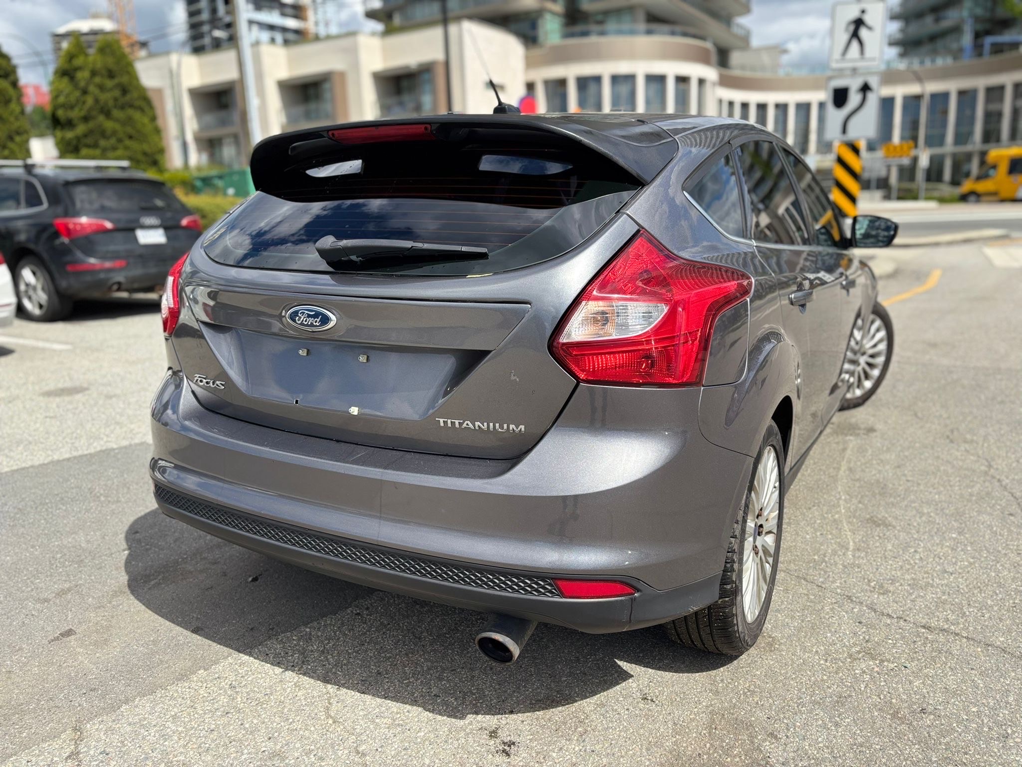 /canwestautoinc/2012-Ford-Focus-1672179223853314.jpg