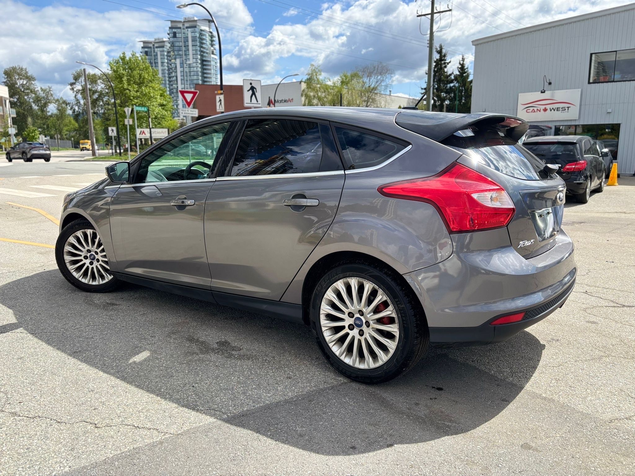 /canwestautoinc/2012-Ford-Focus-2975964703697751.jpg