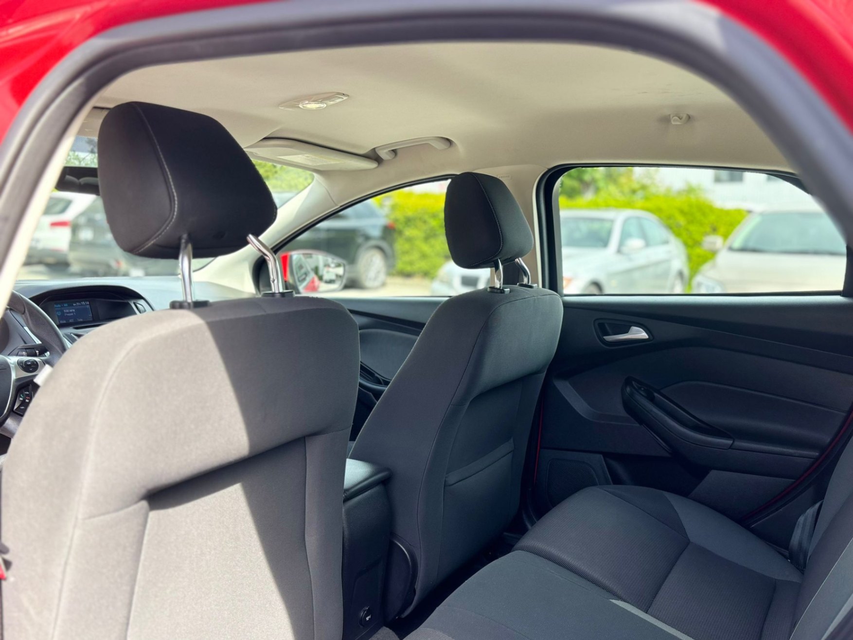 /canwestautoinc/2012-Ford-Focus-6098951174939118.jpg