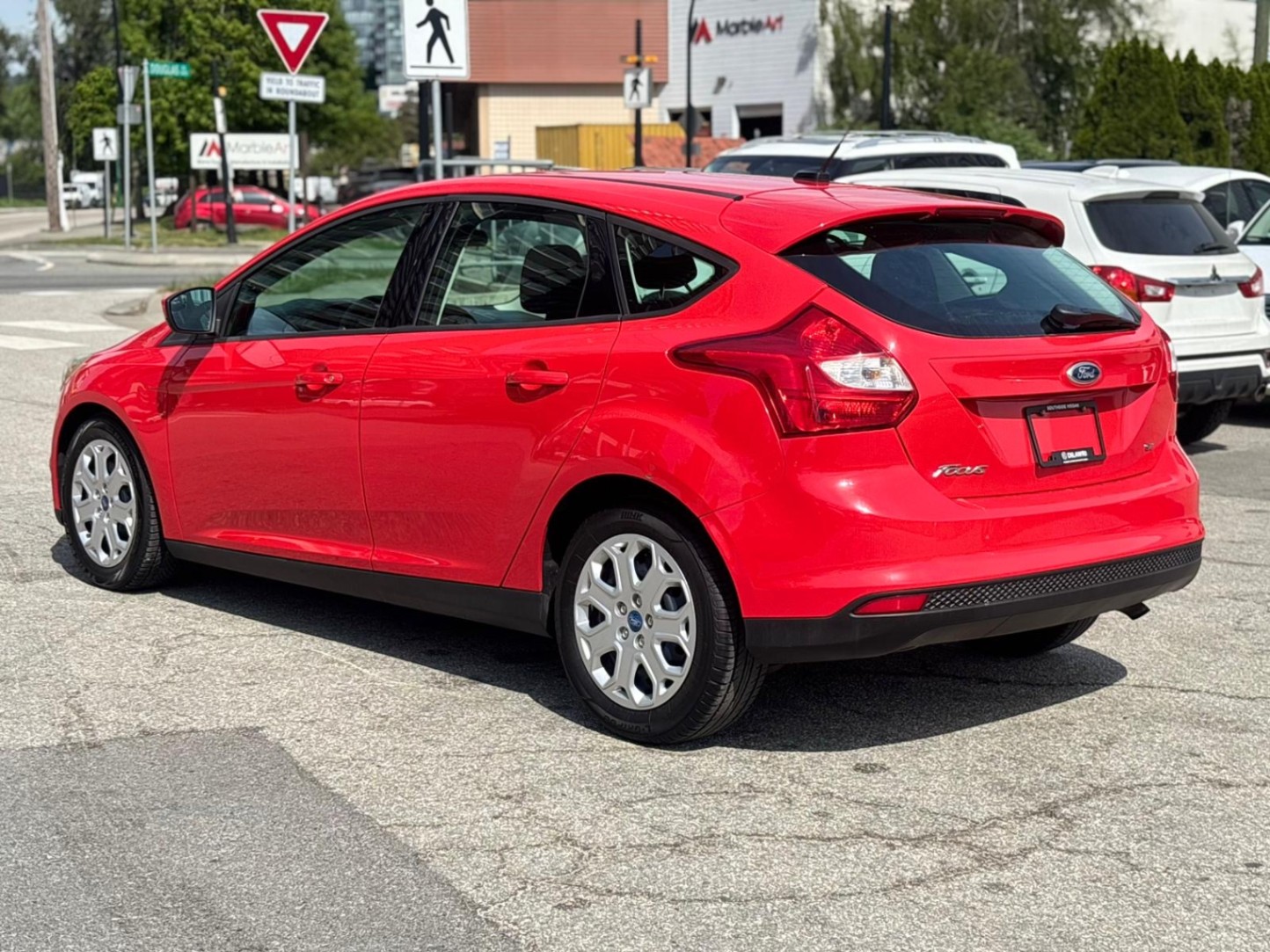 /canwestautoinc/2012-Ford-Focus-6345223410247789.jpg