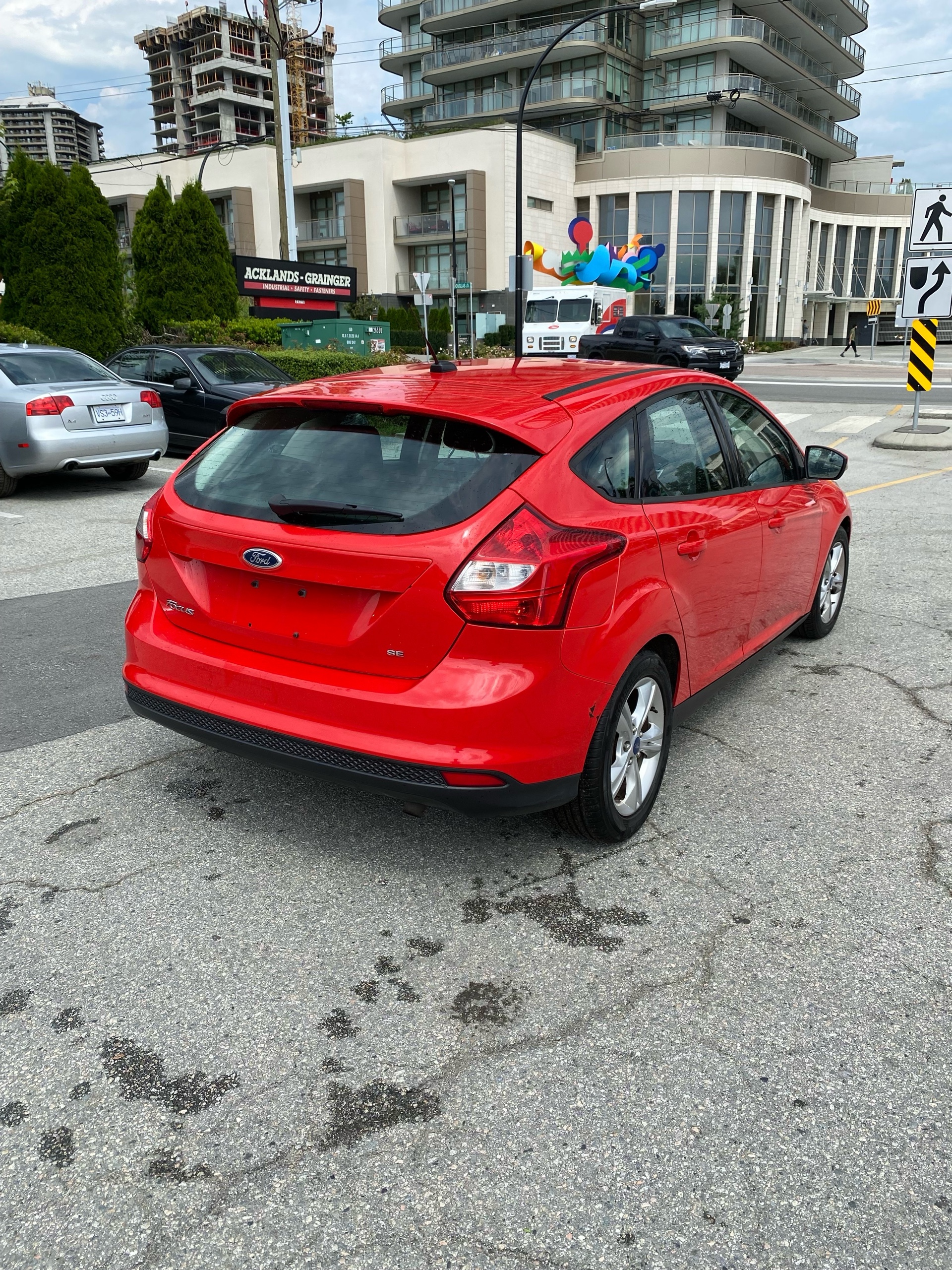 /canwestautoinc/2012-Ford-Focus-6352700906418245.jpg