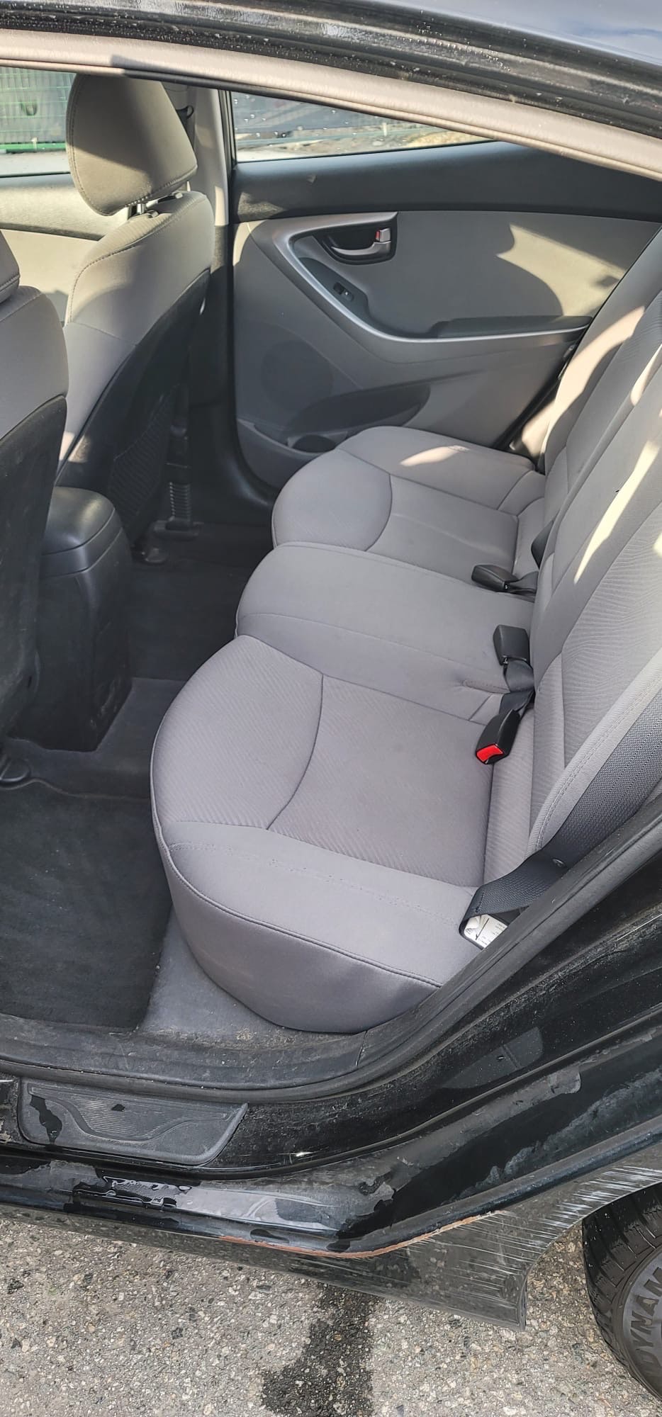 /canwestautoinc/2012-Hyundai-Elantra-8369151194337976.jpg