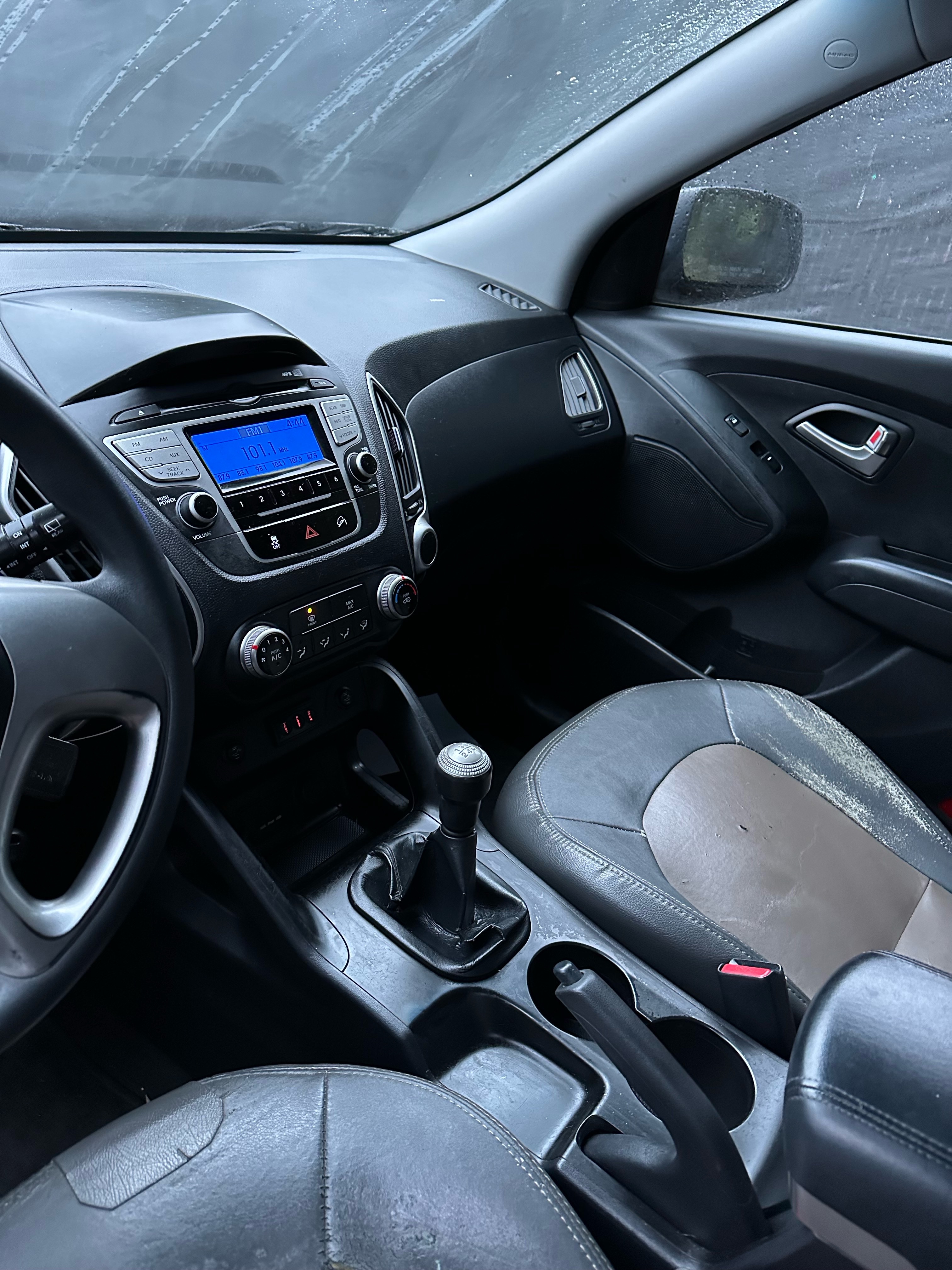 /canwestautoinc/2012-Hyundai-Tucson-016255810699933537.jpg
