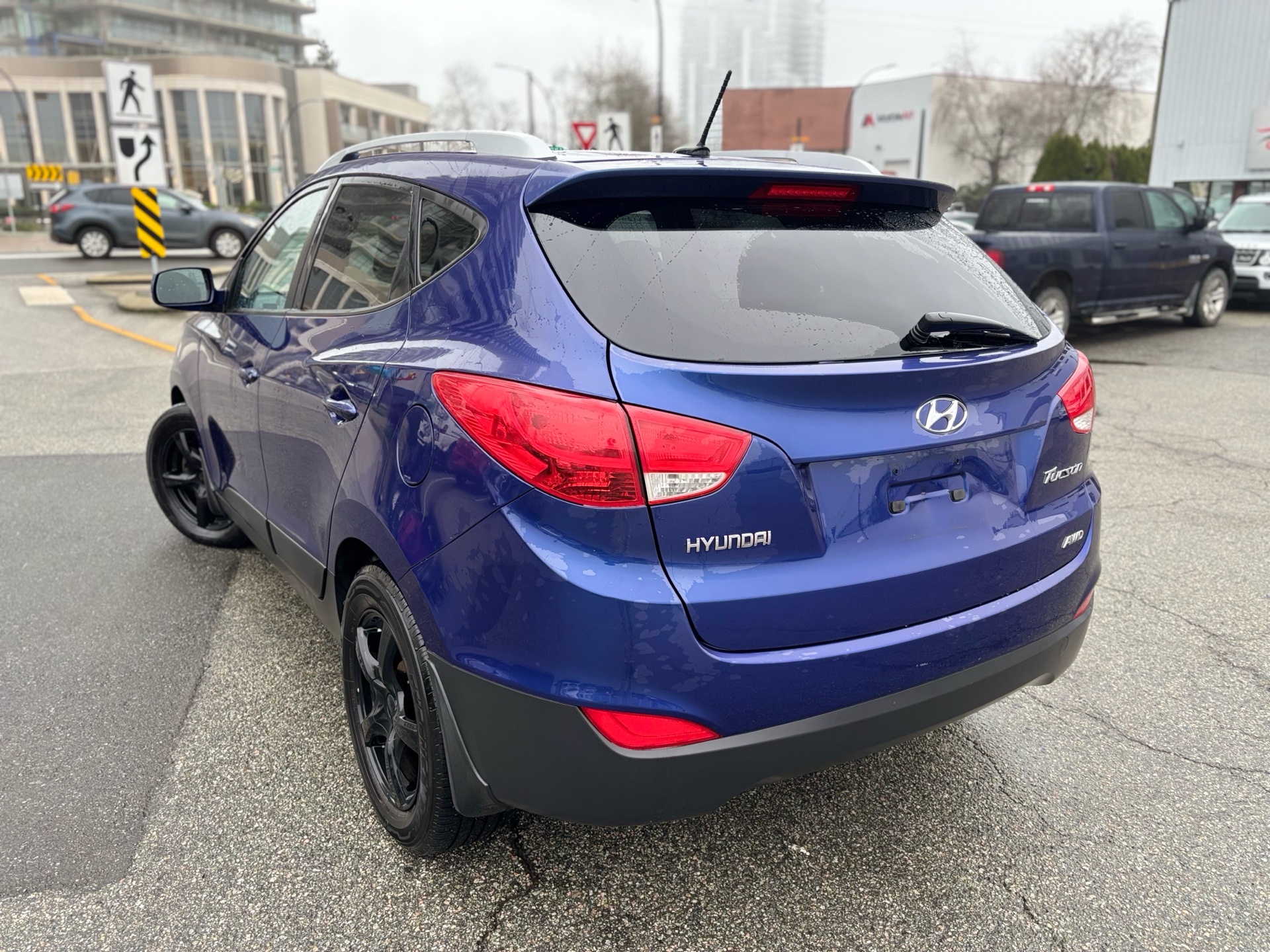 /canwestautoinc/2012-Hyundai-Tucson-13354742562929967.jpg