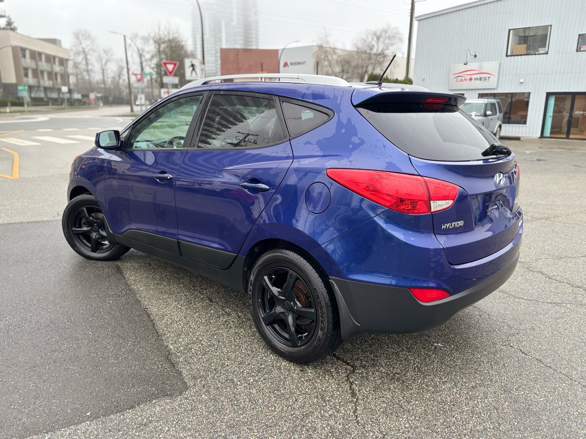 /canwestautoinc/2012-Hyundai-Tucson-1837119876359694.jpg
