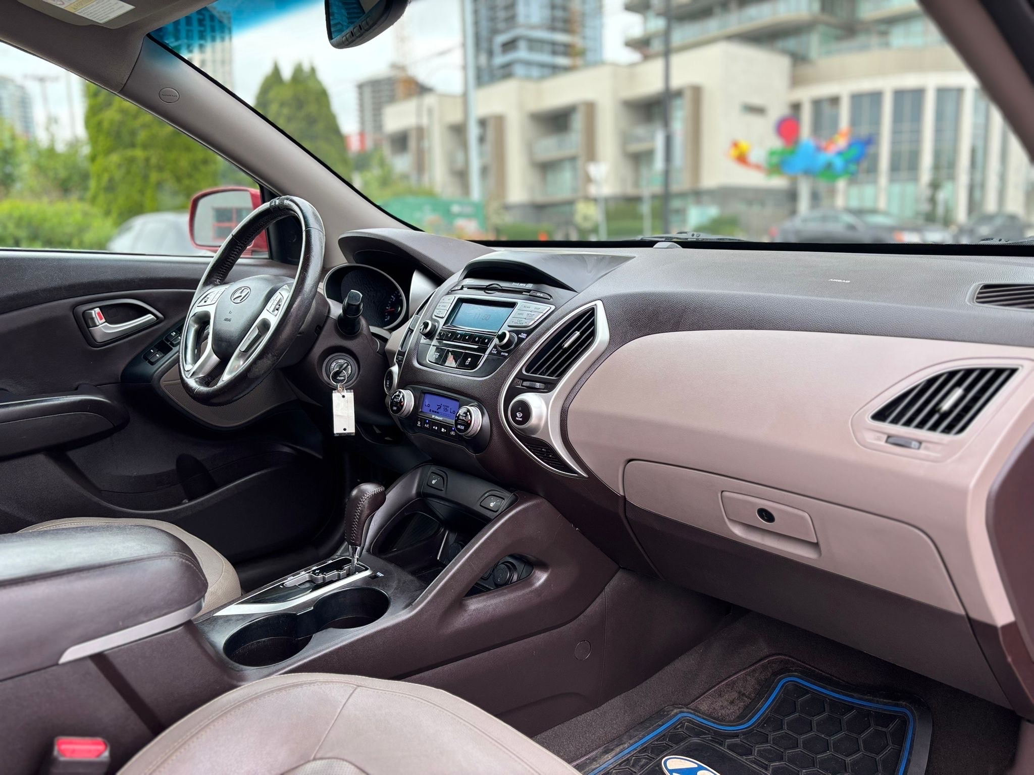 /canwestautoinc/2012-Hyundai-Tucson-37333874166192493.jpg
