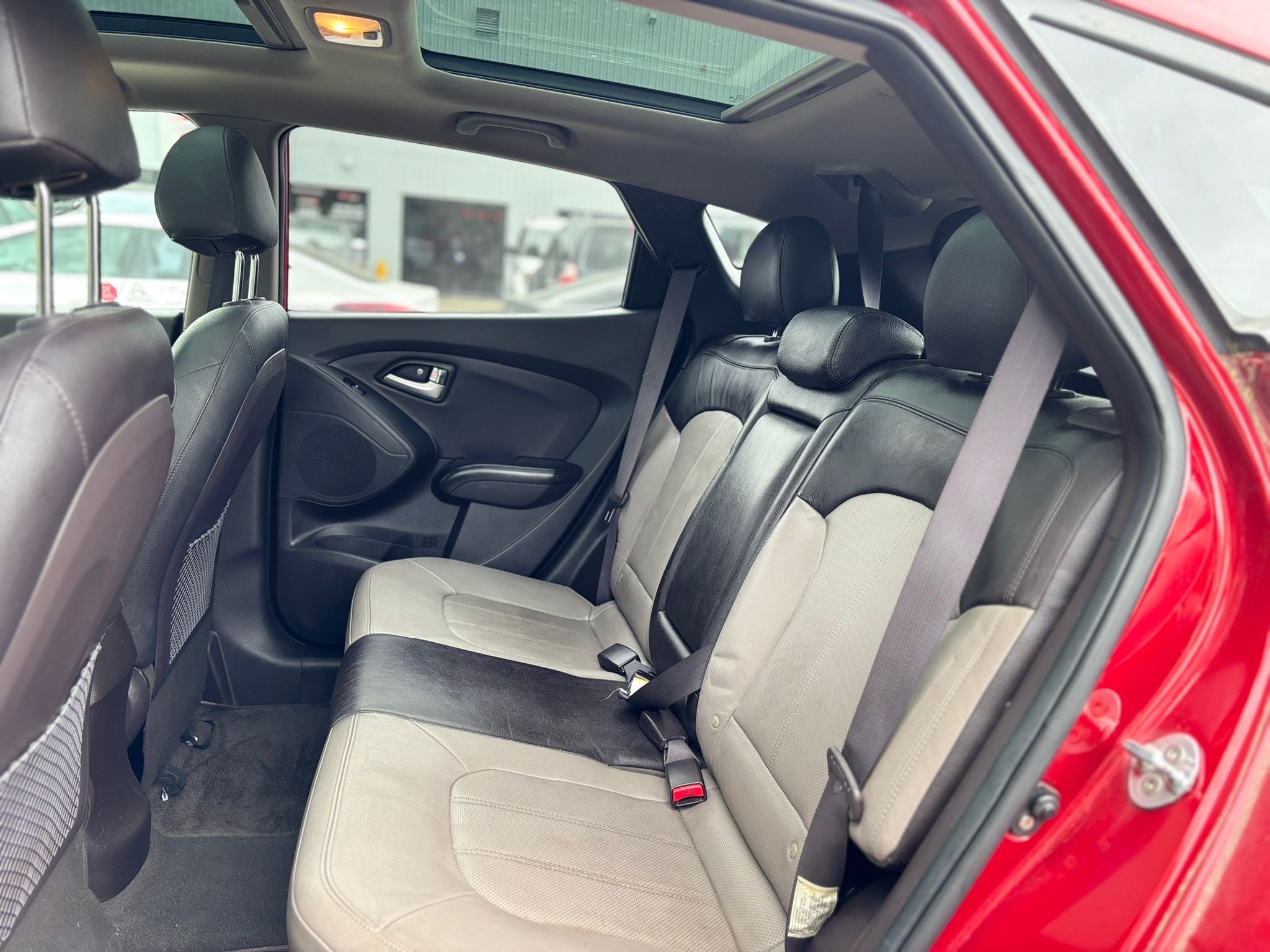 /canwestautoinc/2012-Hyundai-Tucson-44068194015543205.jpg
