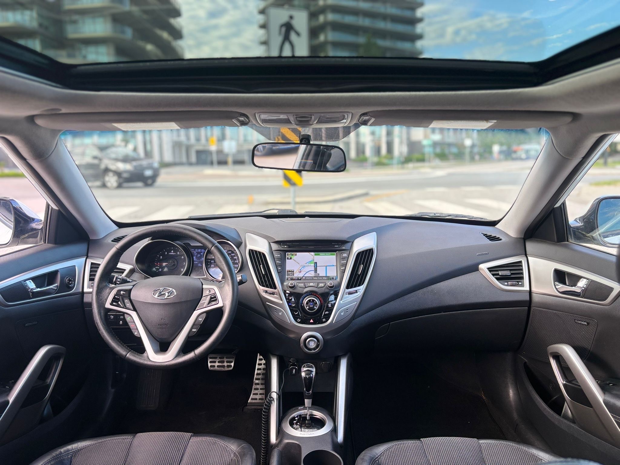 /canwestautoinc/2012-Hyundai-Veloster-8486158573425528.jpg