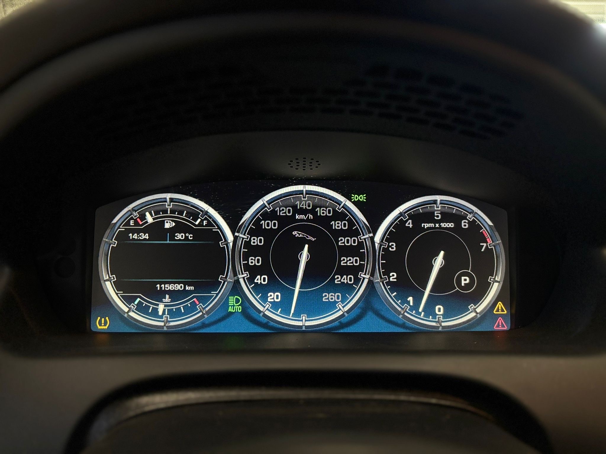 /canwestautoinc/2012-Jaguar-XJ-5330048458476728.jpg
