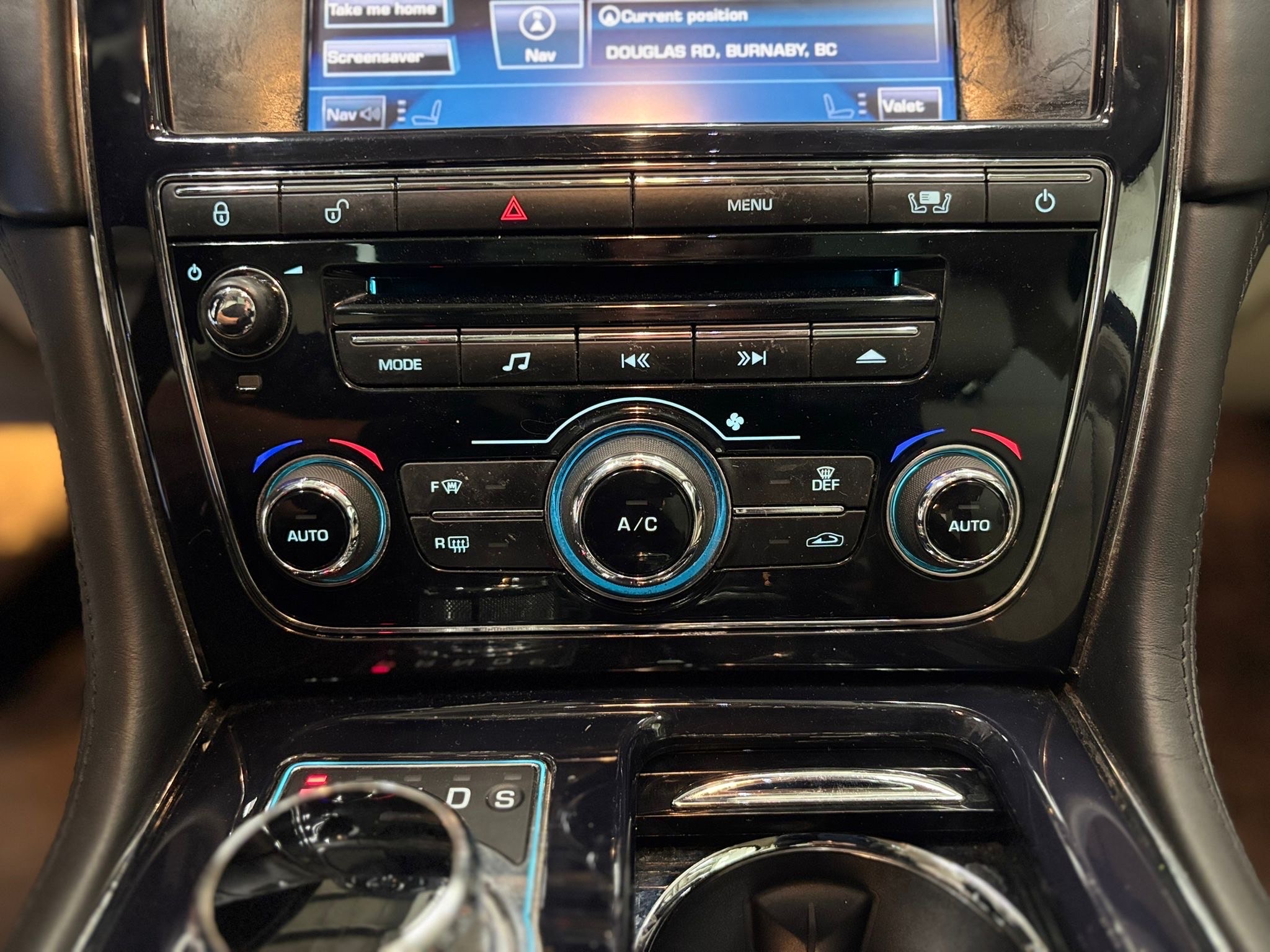 /canwestautoinc/2012-Jaguar-XJ-9605163146533704.jpg