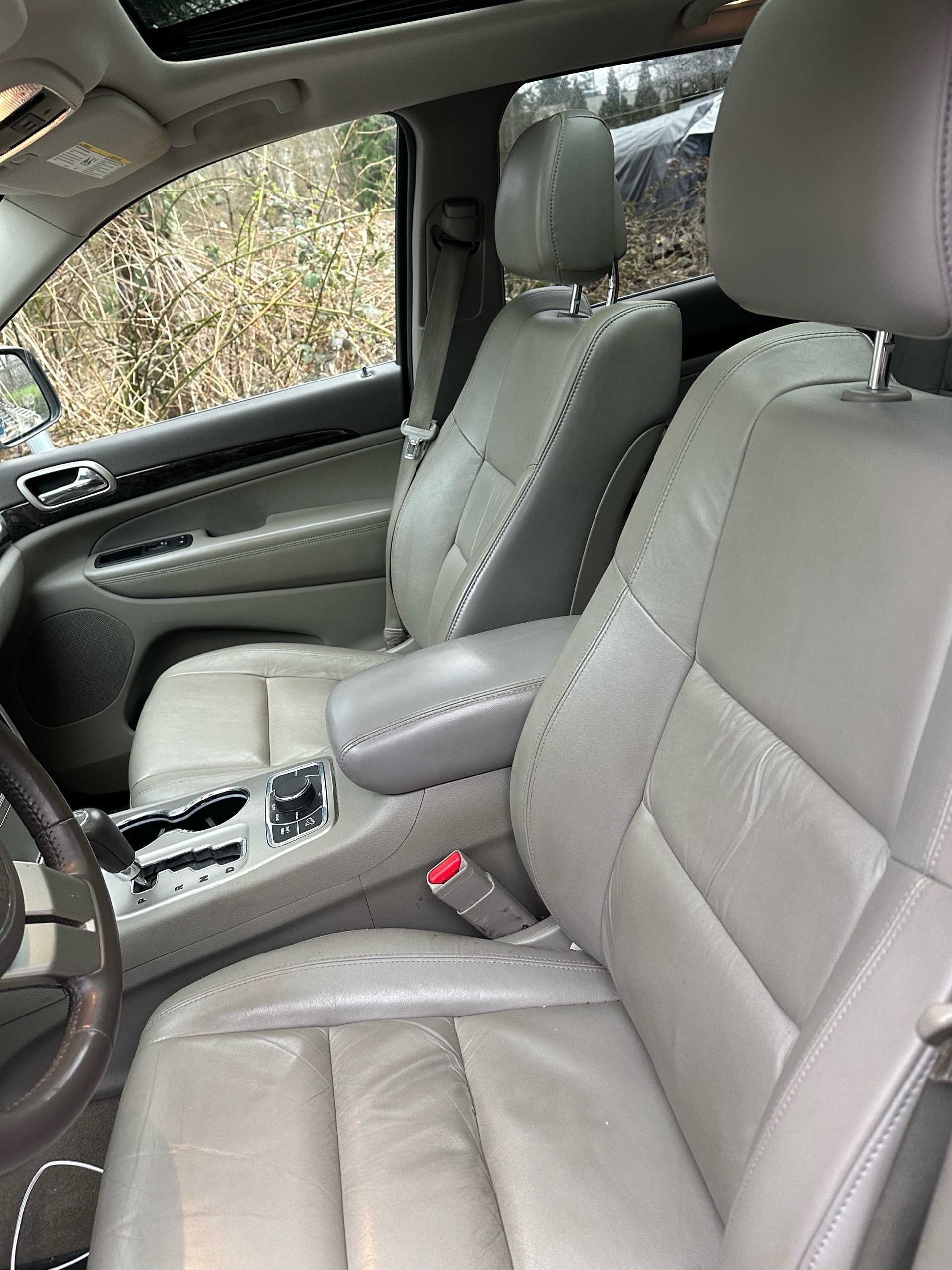 /canwestautoinc/2012-Jeep-GrandCherokee-10980483502508753.jpg
