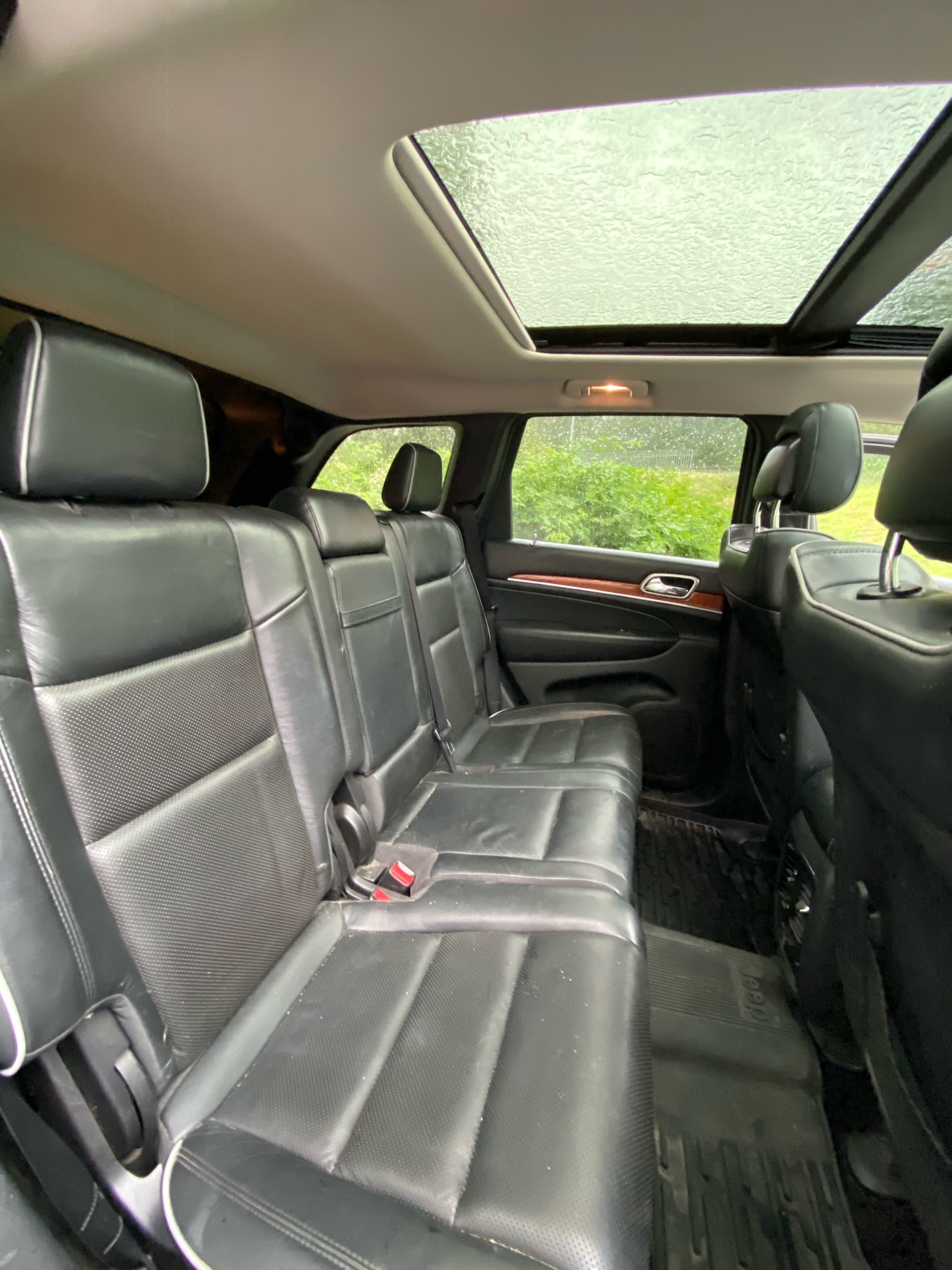 /canwestautoinc/2012-Jeep-GrandCherokee-5284173875737115.jpg