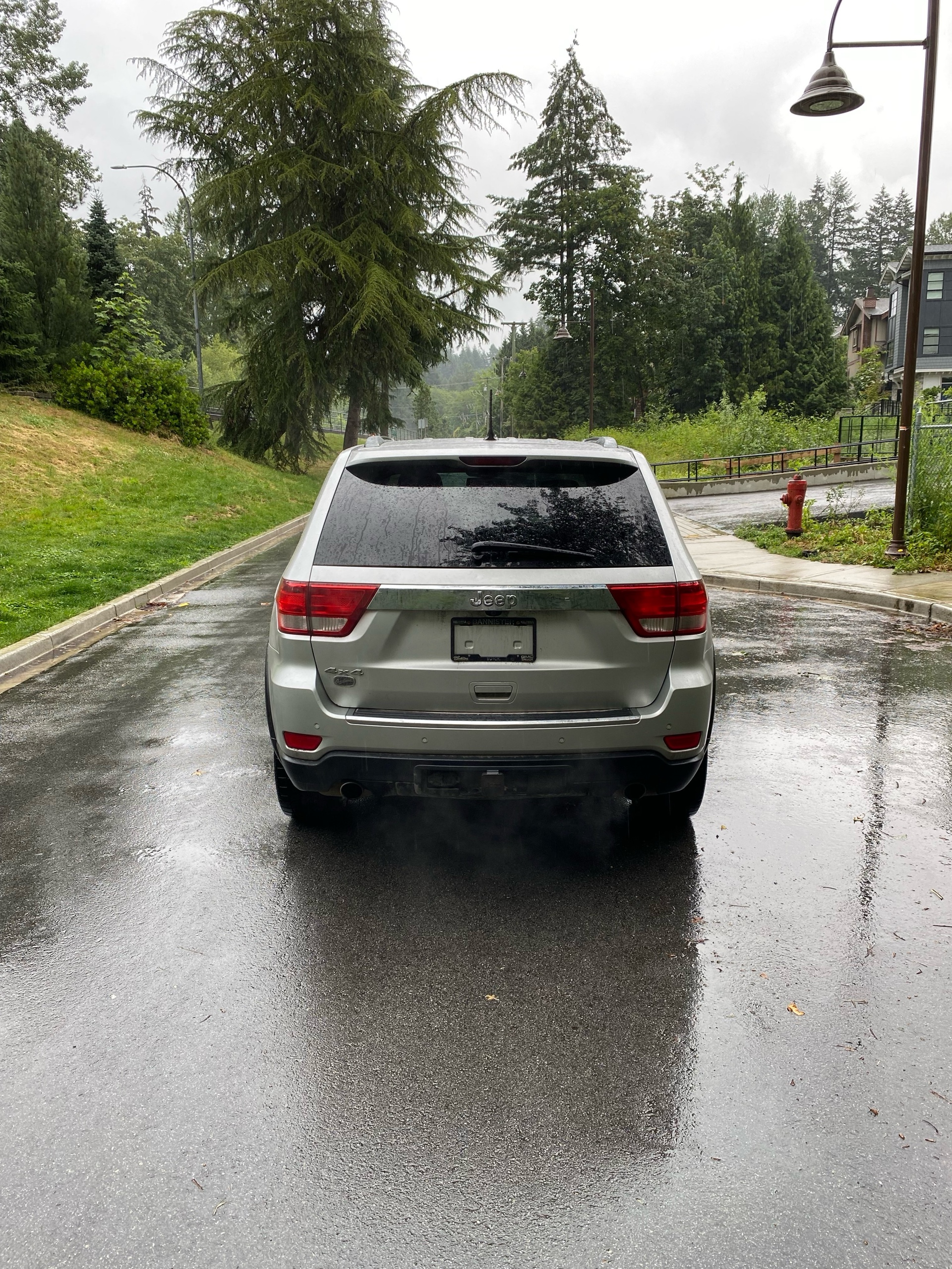 /canwestautoinc/2012-Jeep-GrandCherokee-5401567580808597.jpg