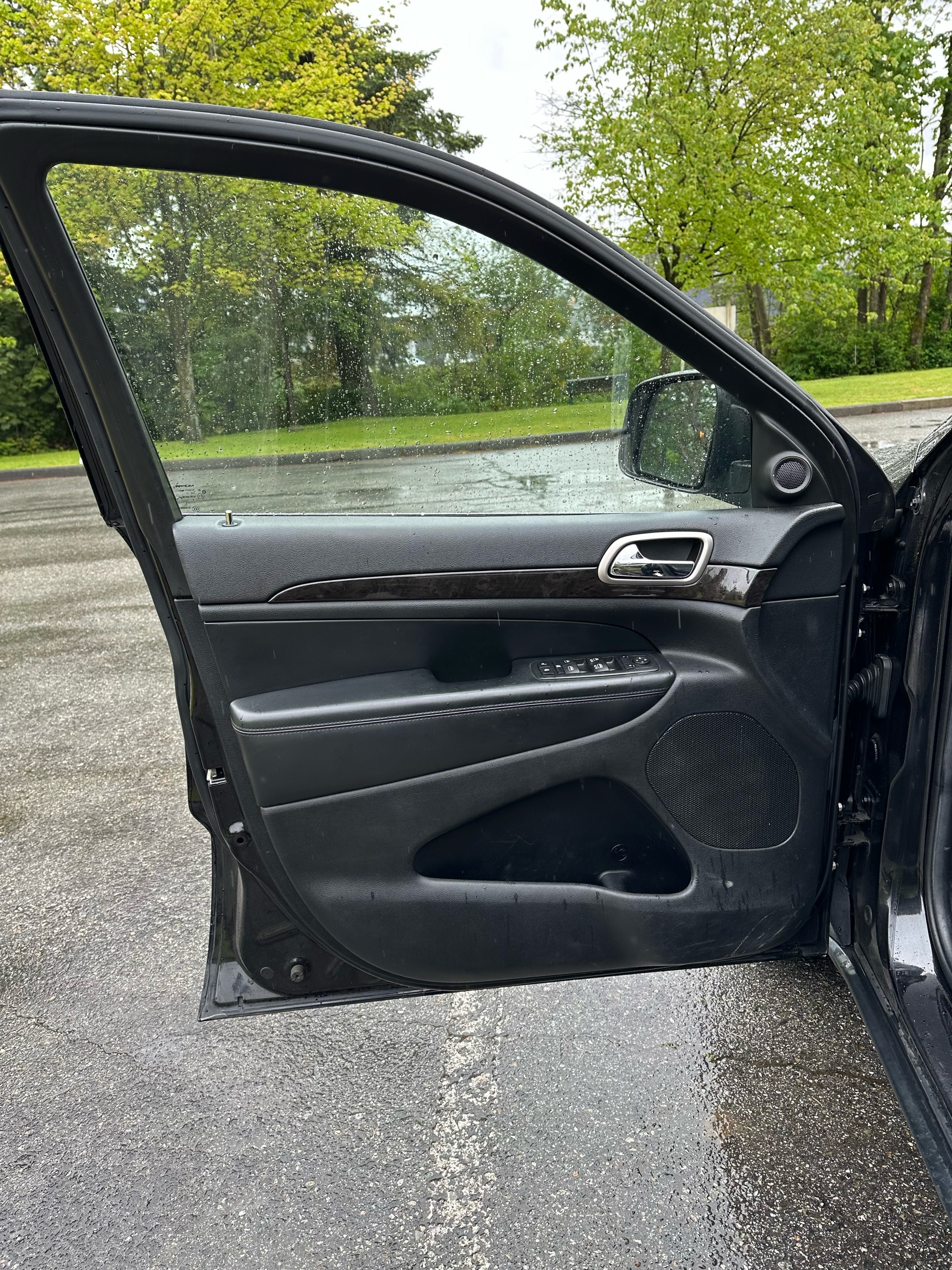 /canwestautoinc/2012-Jeep-GrandCherokee-807189695593024.jpg