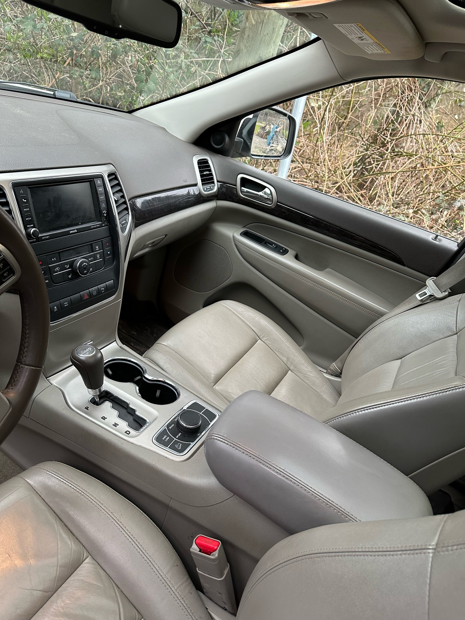 /canwestautoinc/2012-Jeep-GrandCherokee-9833529129887868.jpg