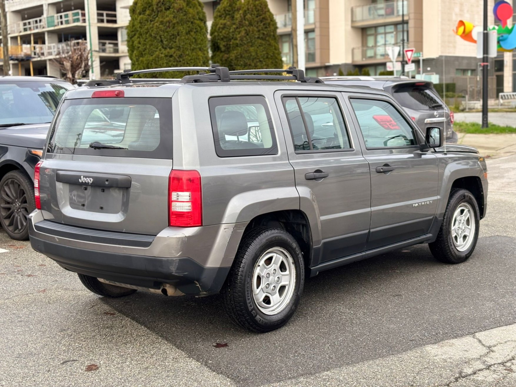 /canwestautoinc/2012-Jeep-Patriot-16806968820367985.jpg