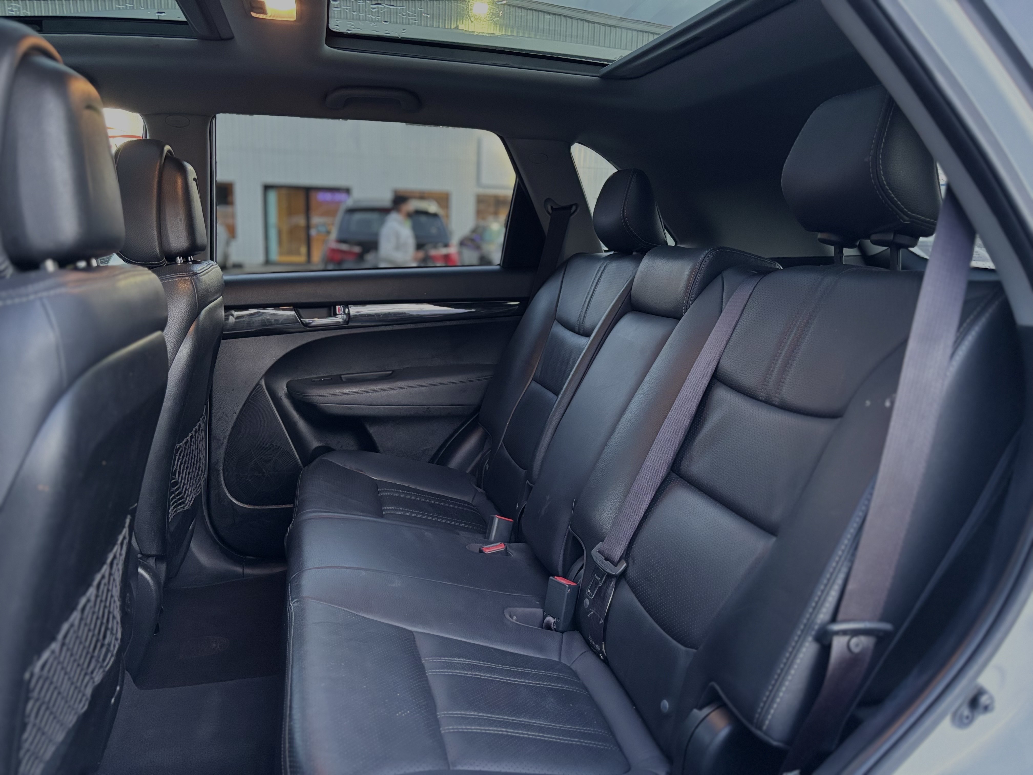 /canwestautoinc/2012-Kia-Sorento-31468399623471877.jpg